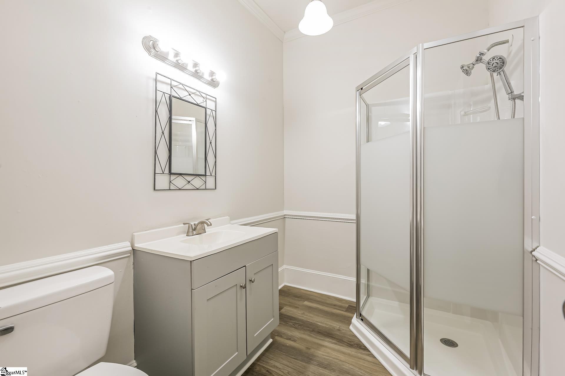 15 Crescent Street Property Photo 13