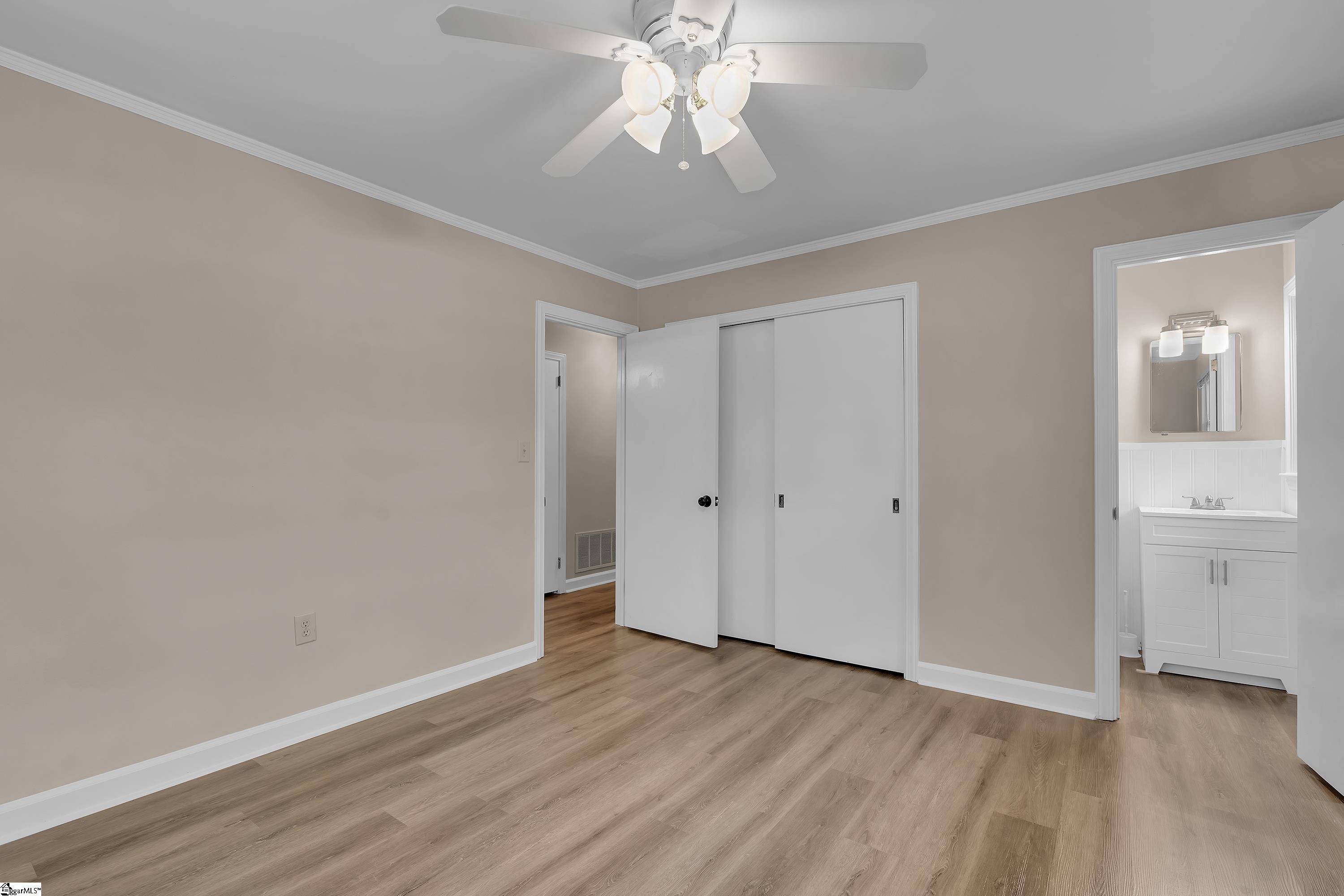 204 Brook Forest Drive Property Photo 18