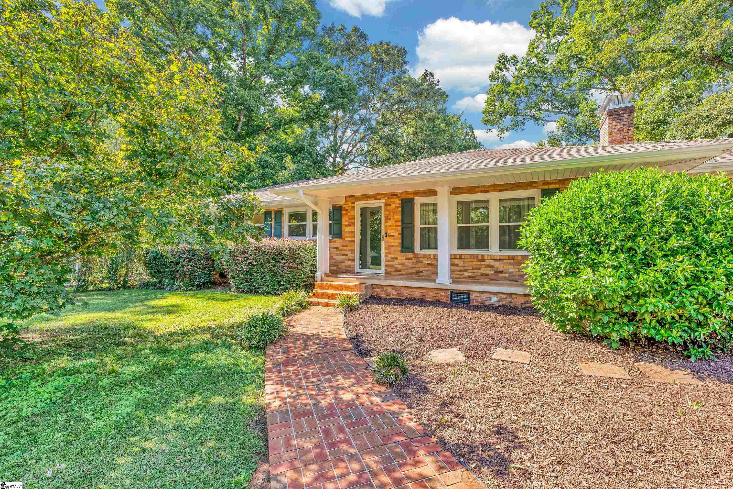 204 Brook Forest Drive Property Photo 25