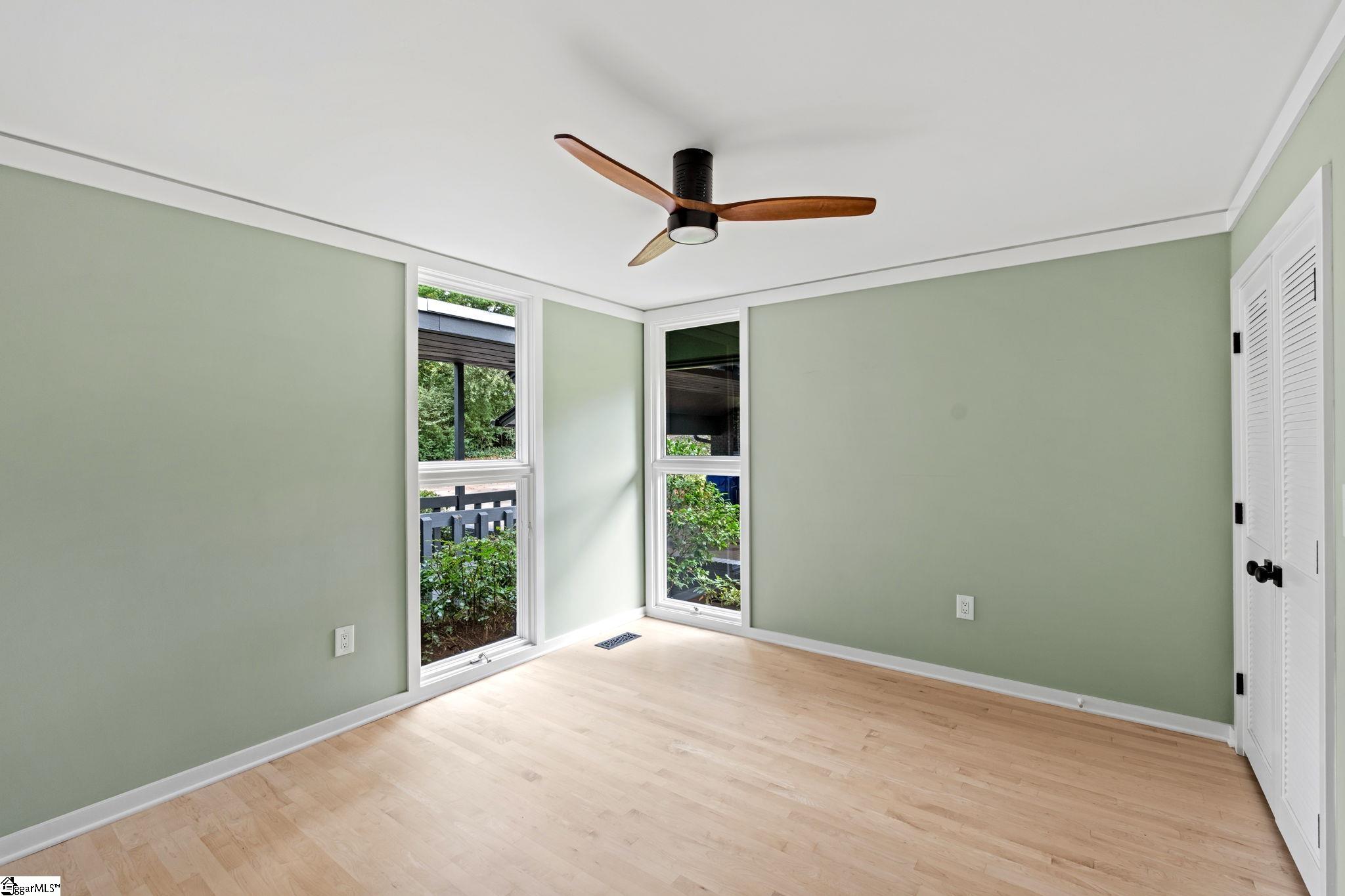 310 Henderson Road Property Photo 22