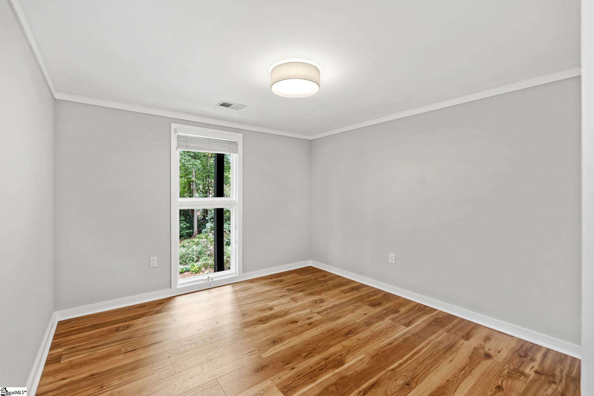 310 Henderson Road Property Photo 26