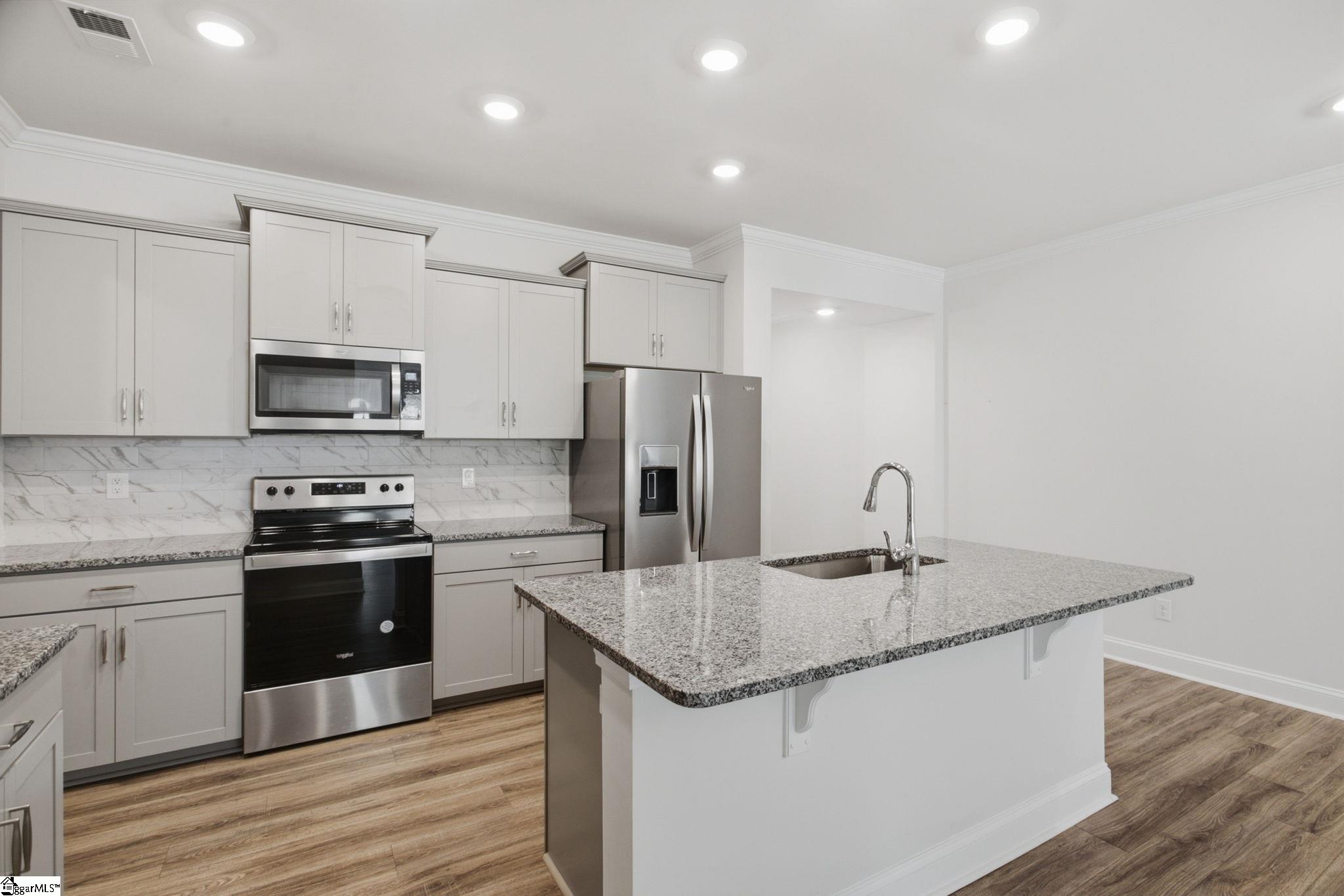 313 Cub Court Property Photo 4