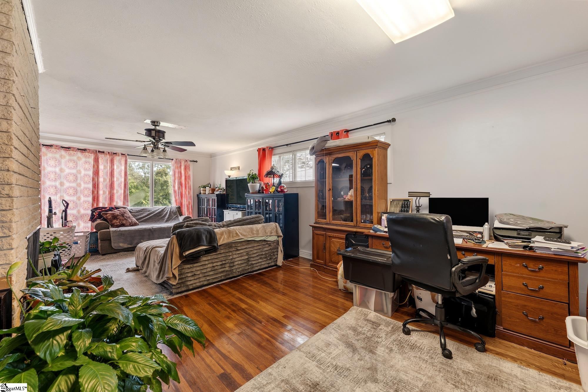 6 Pine Hill Drive Property Photo 3