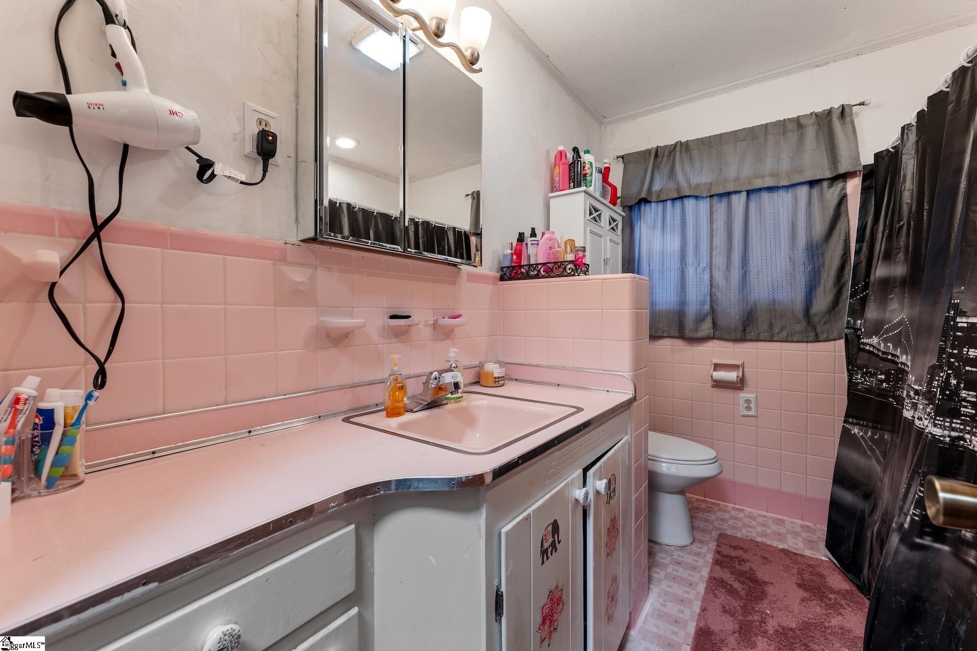 6 Pine Hill Drive Property Photo 16