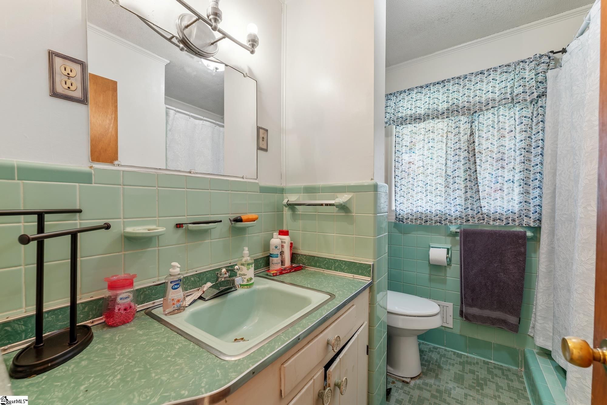 6 Pine Hill Drive Property Photo 19