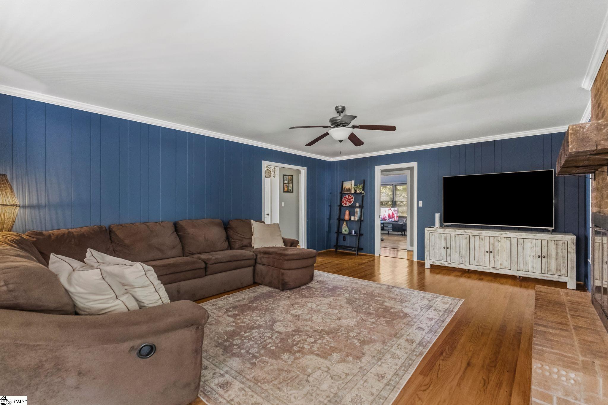 204 Seabury Drive Property Photo 6