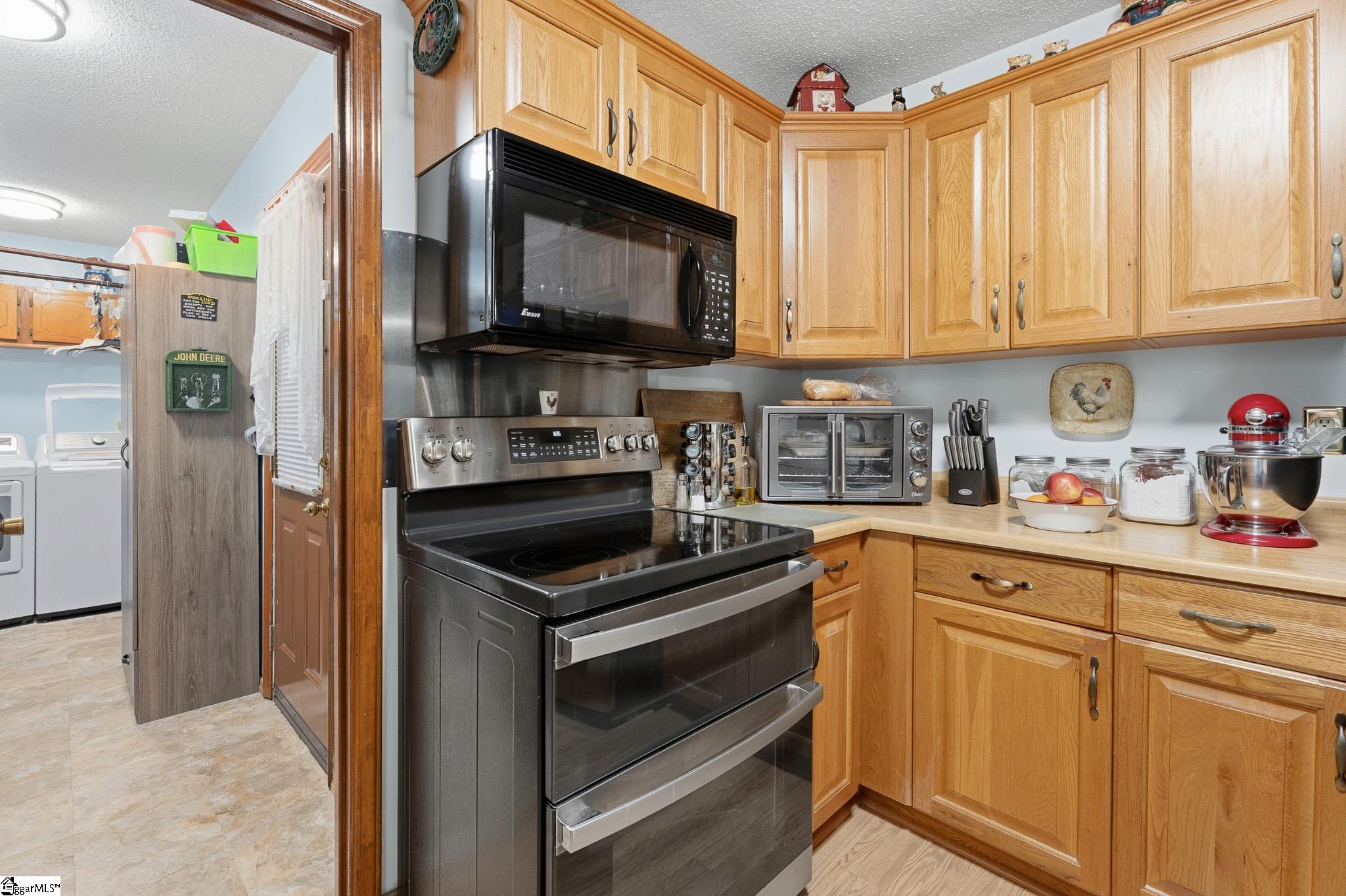 1606154 Property Photo 10