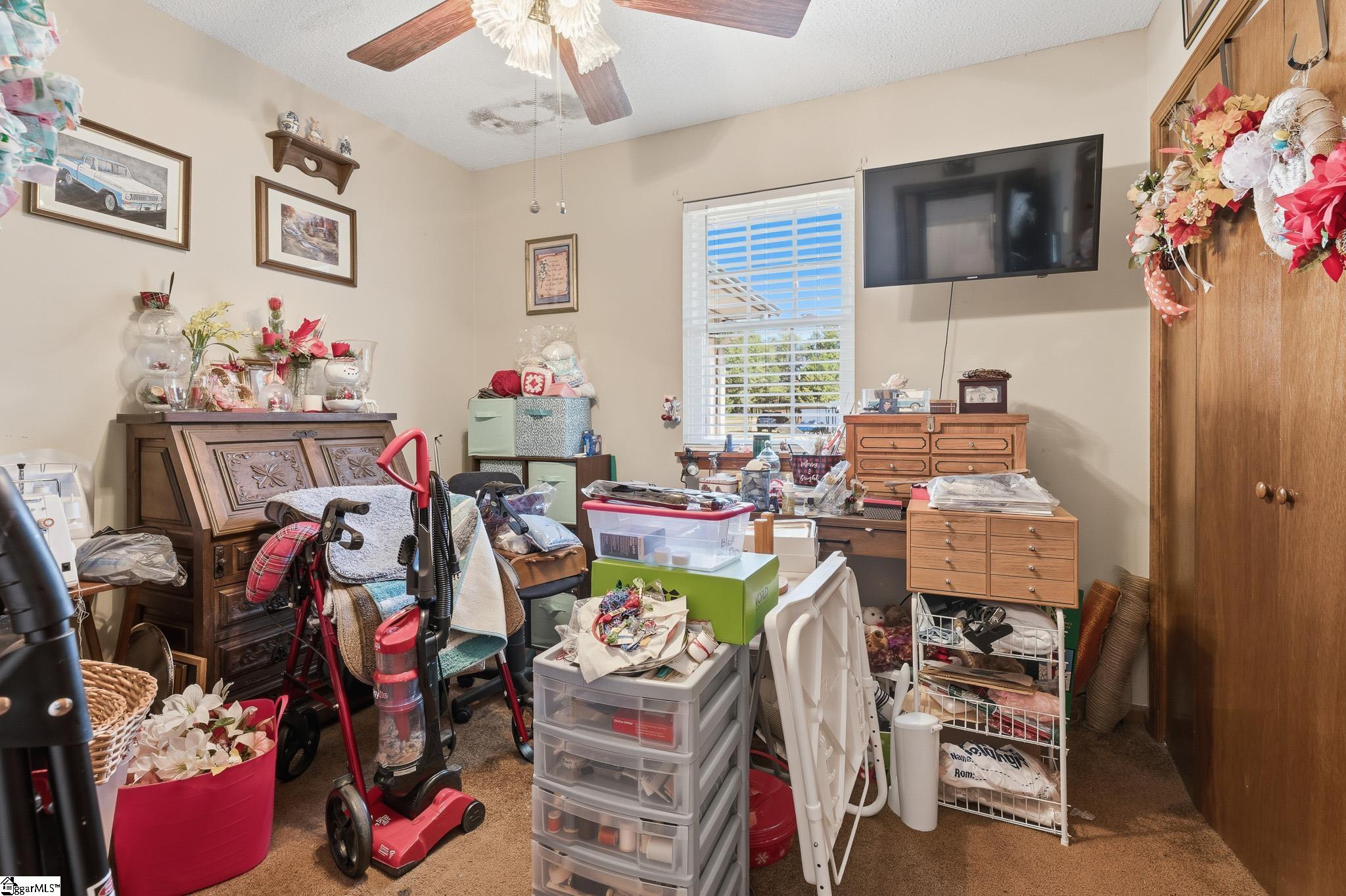 1606154 Property Photo 15