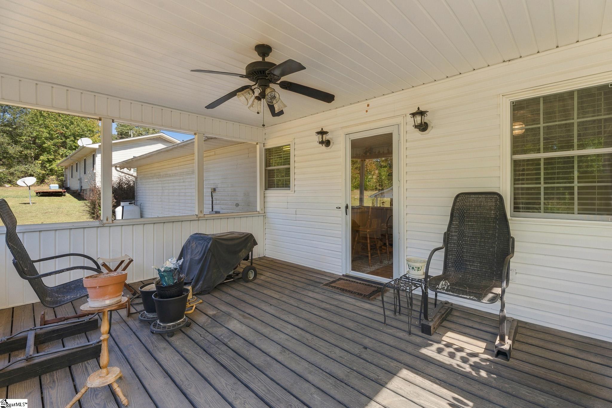 1606154 Property Photo 17