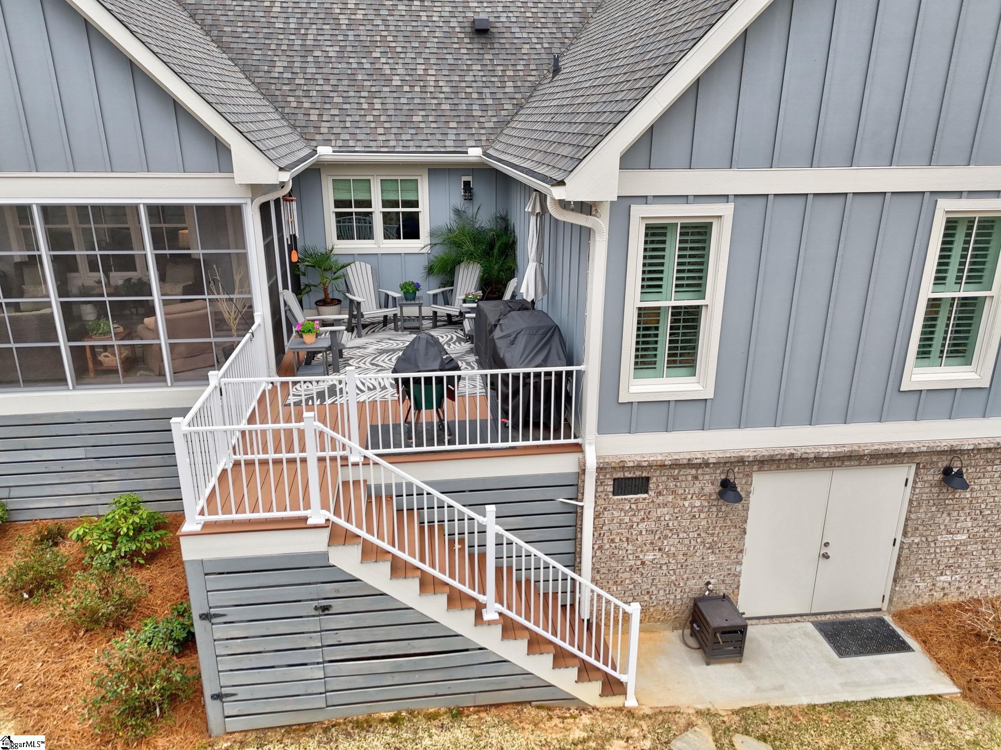 629 Riverstead Drive Property Photo 36