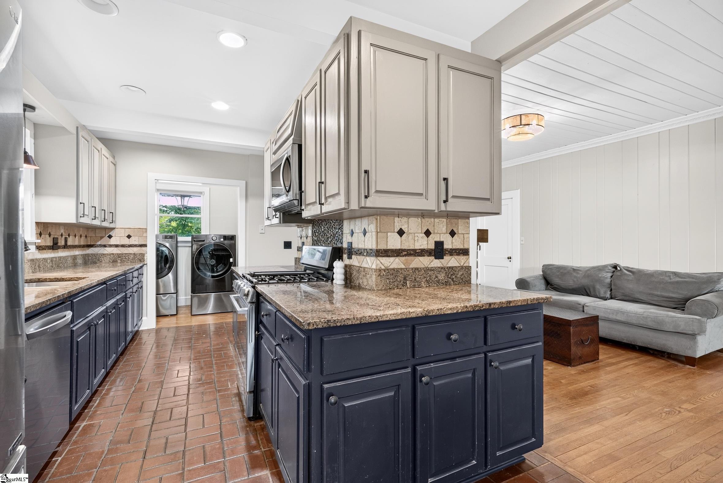 3695 S Highway 14 Property Photo 13