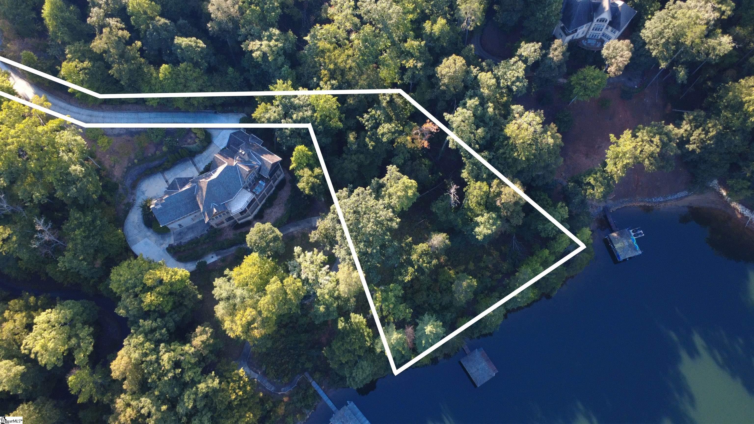 113 Deep Water Court Property Photo 4