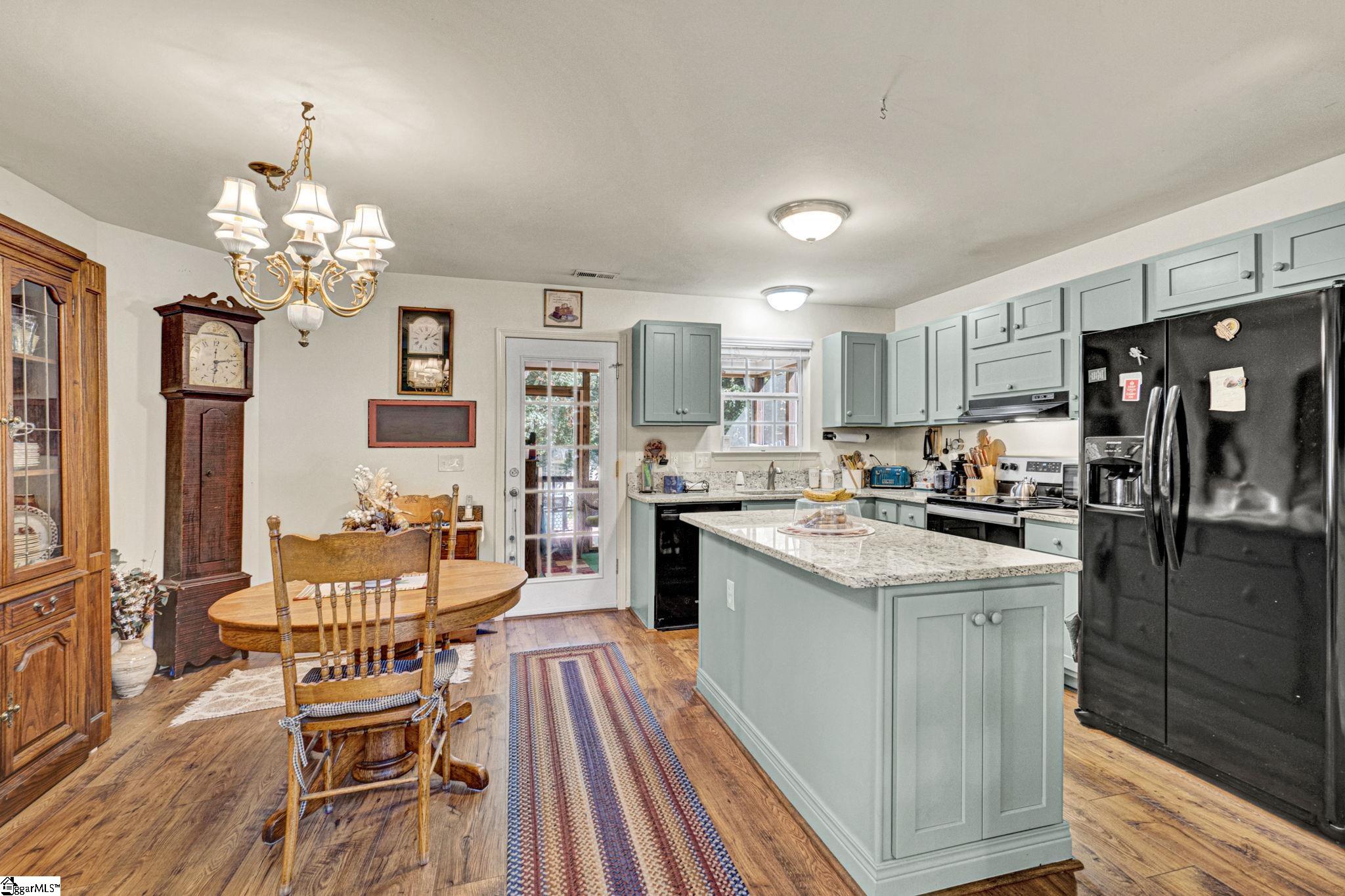 111 Perthwood Place Property Photo 7