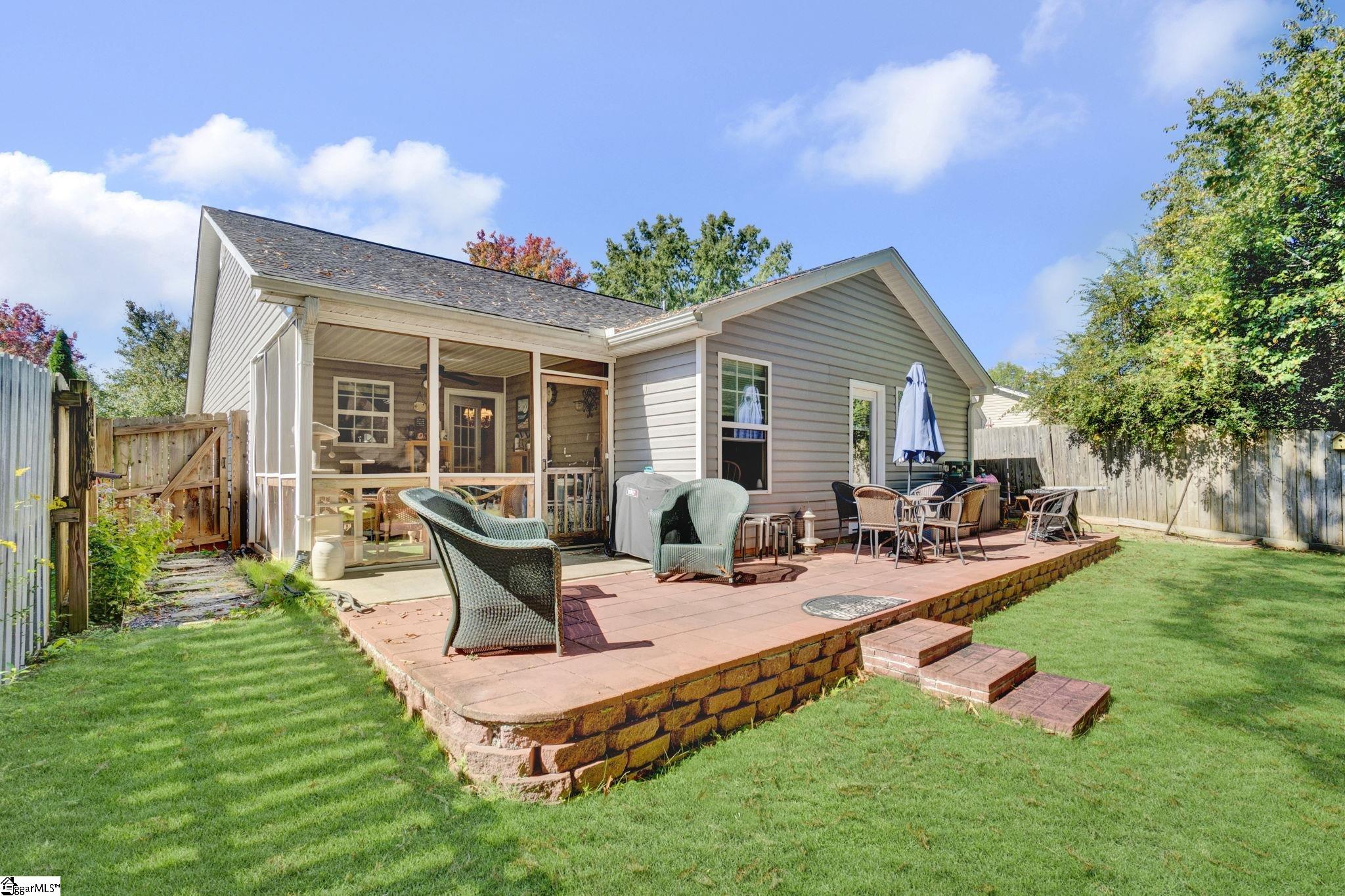 111 Perthwood Place Property Photo 33