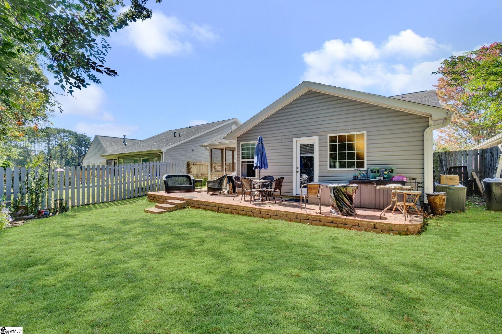 111 Perthwood Place Property Photo 35