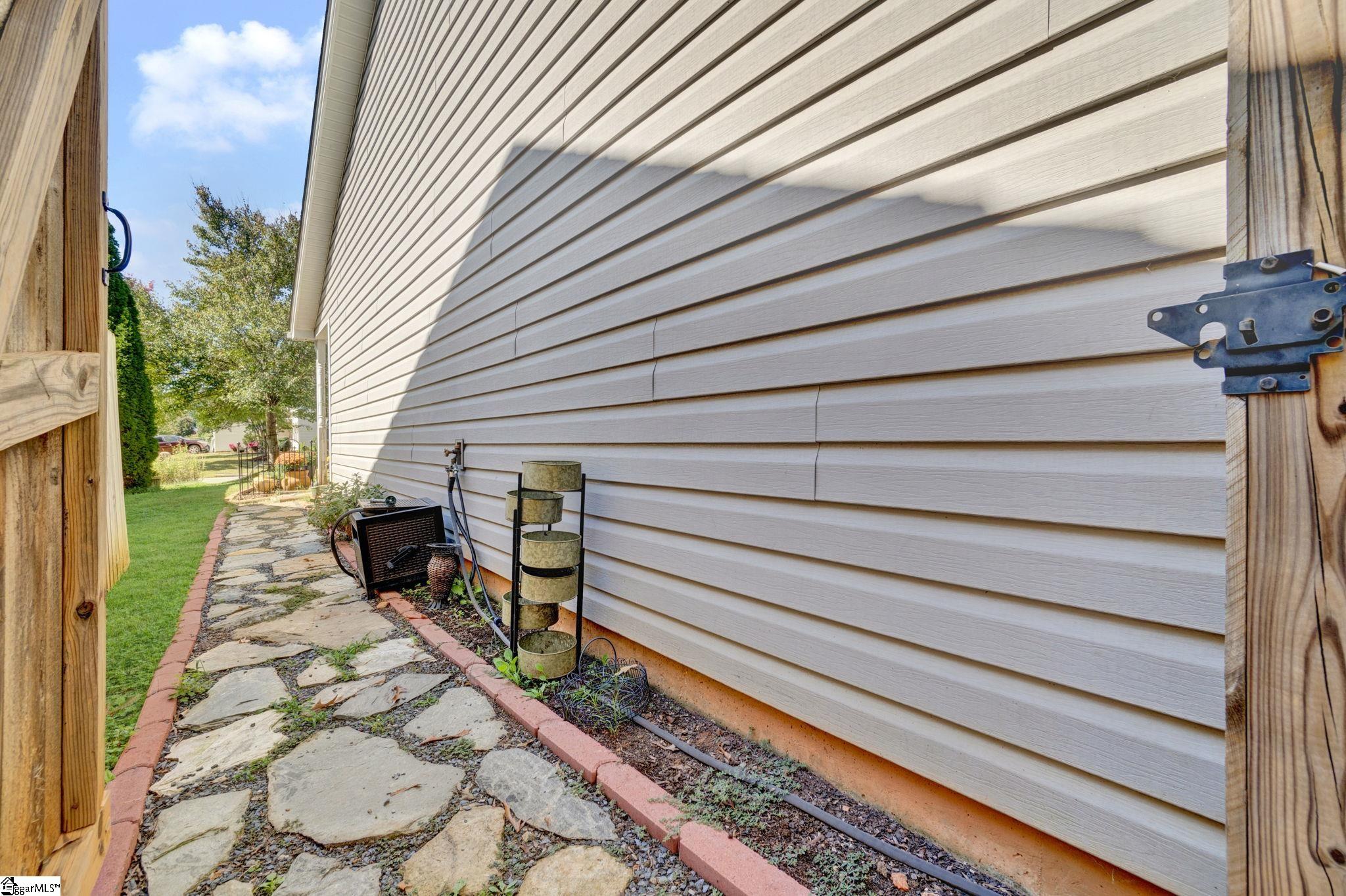 111 Perthwood Place Property Photo 36