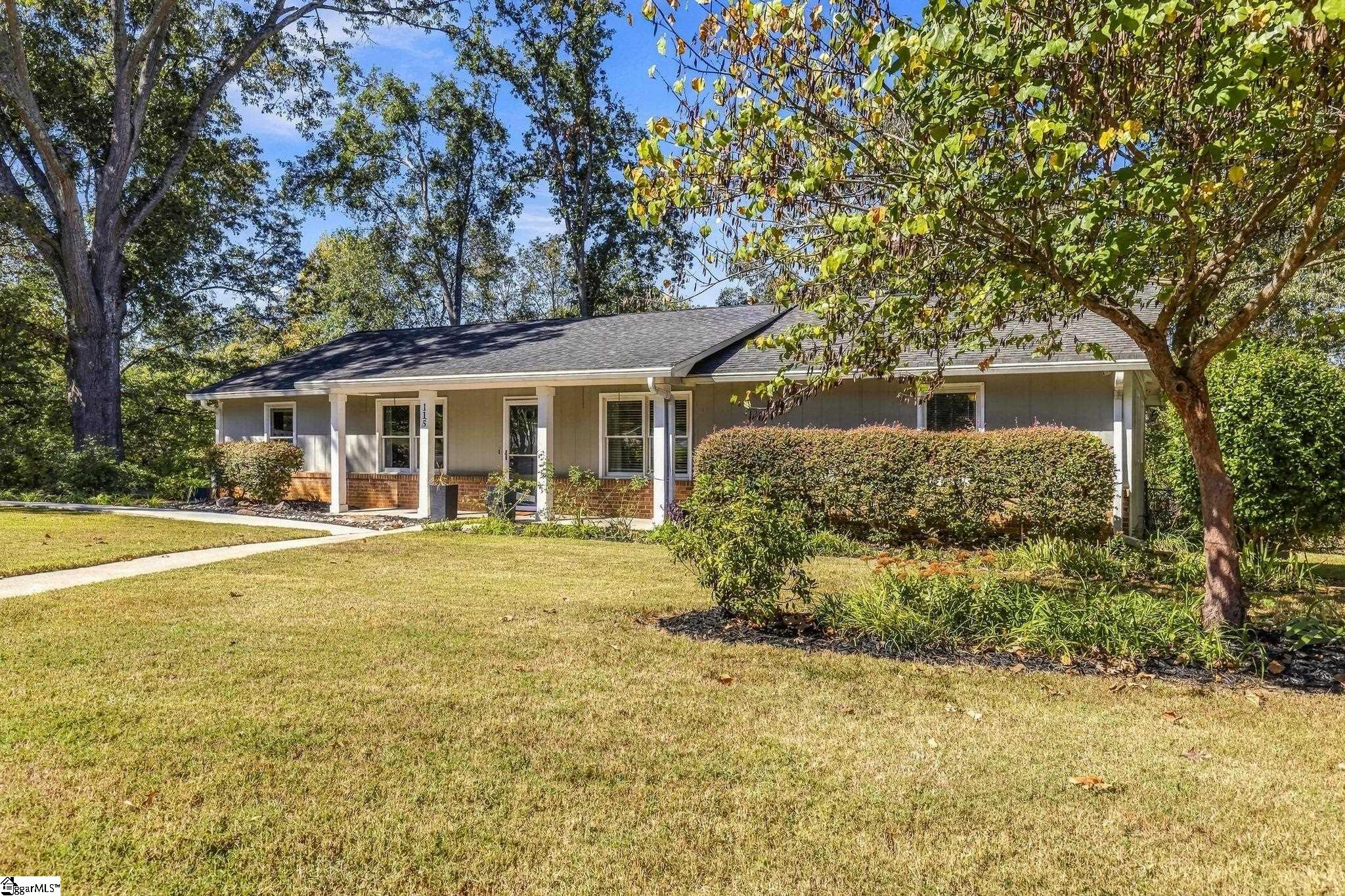115 Archdale Drive Property Photo 3