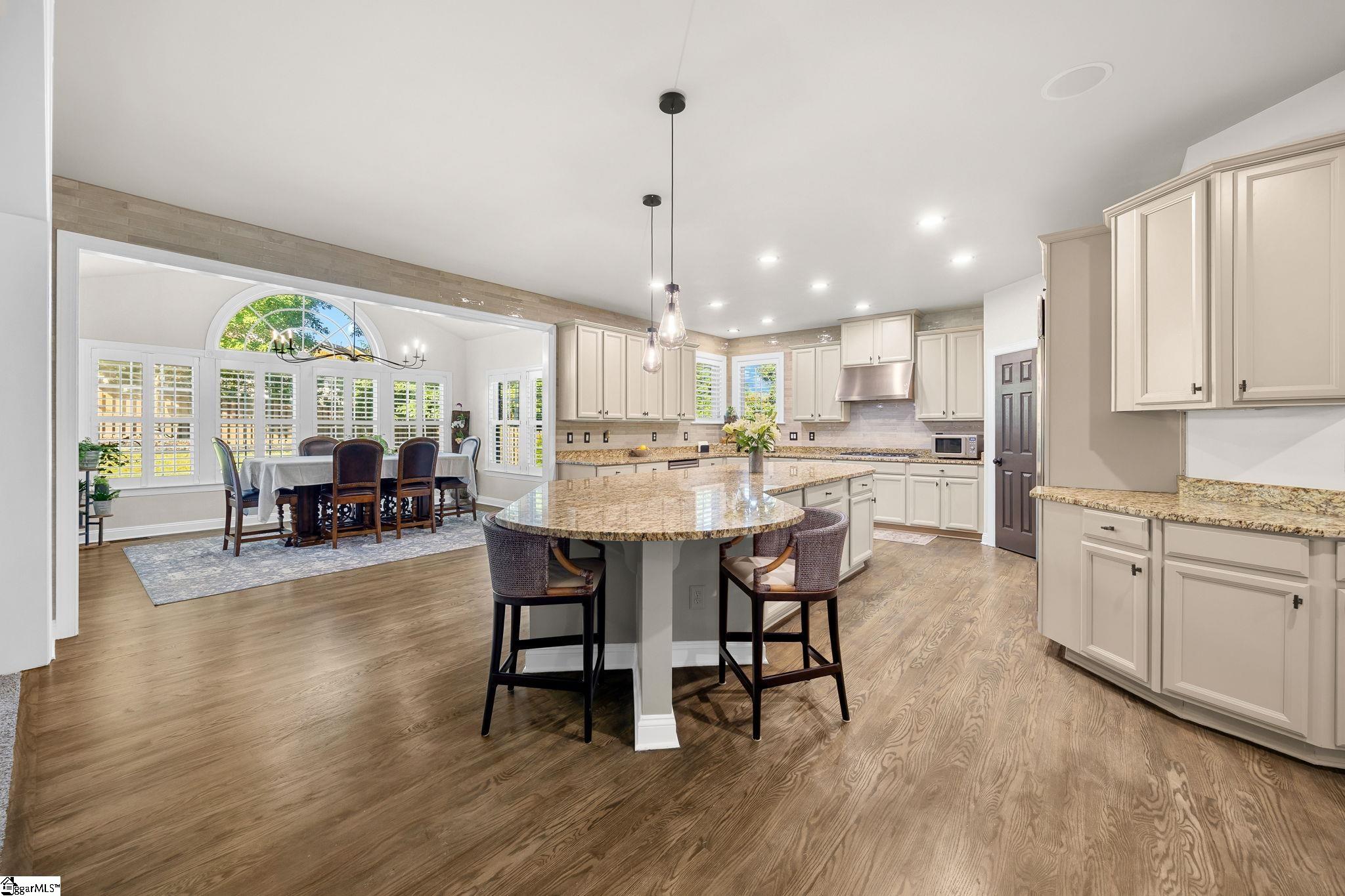 224 Highgrove Court Property Photo 10