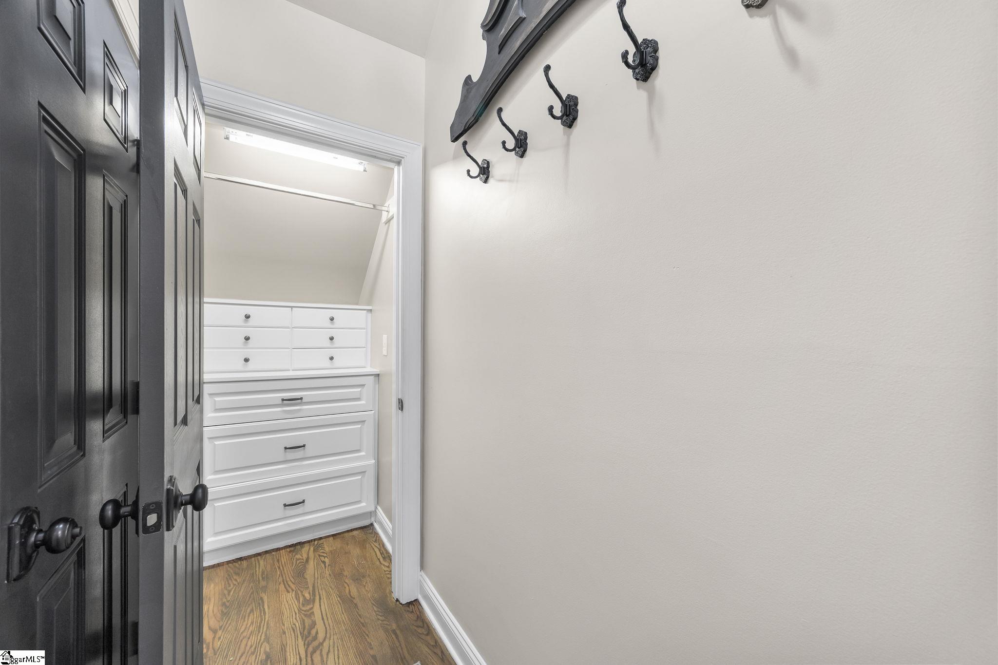 224 Highgrove Court Property Photo 18