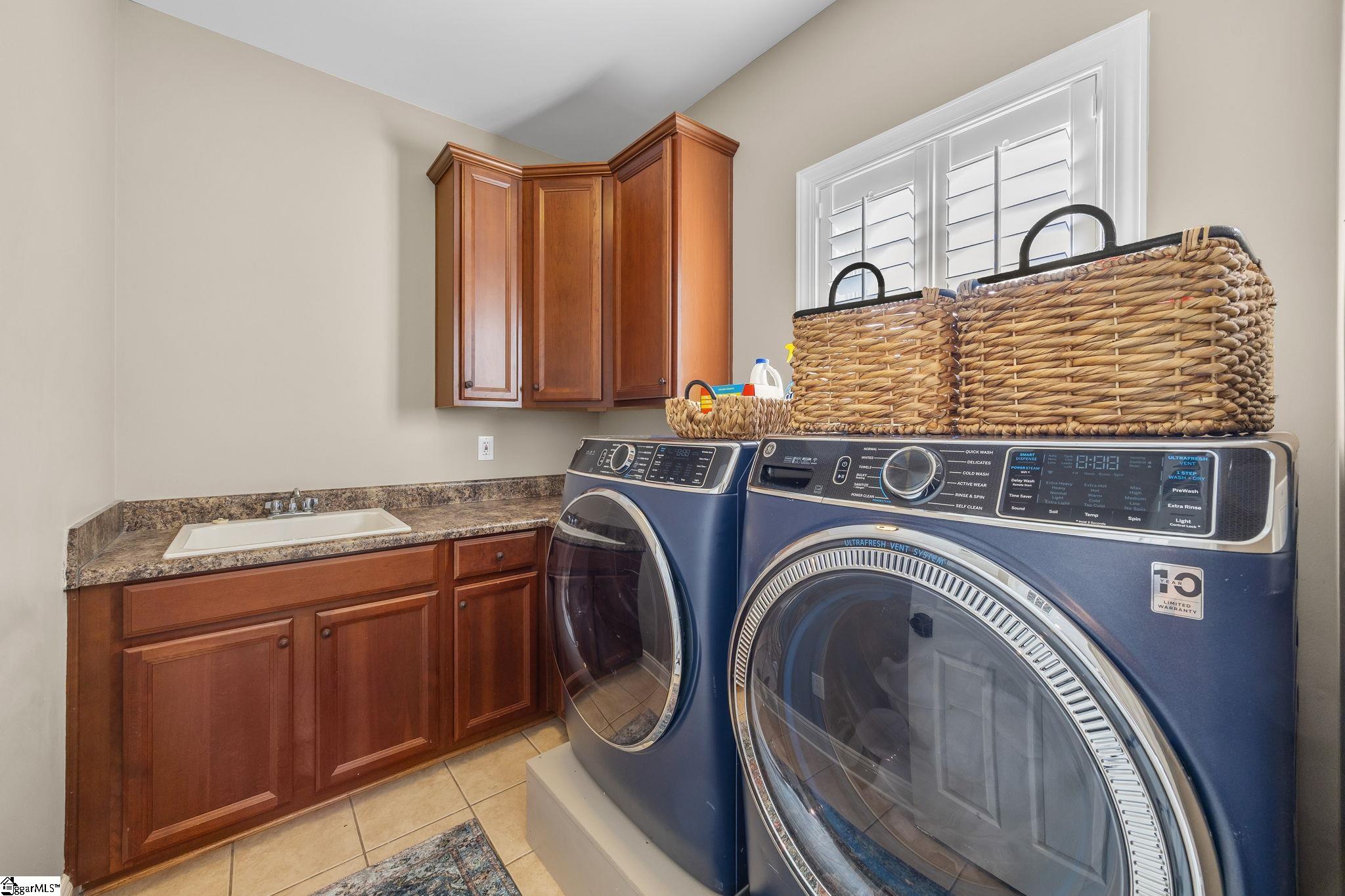 224 Highgrove Court Property Photo 36