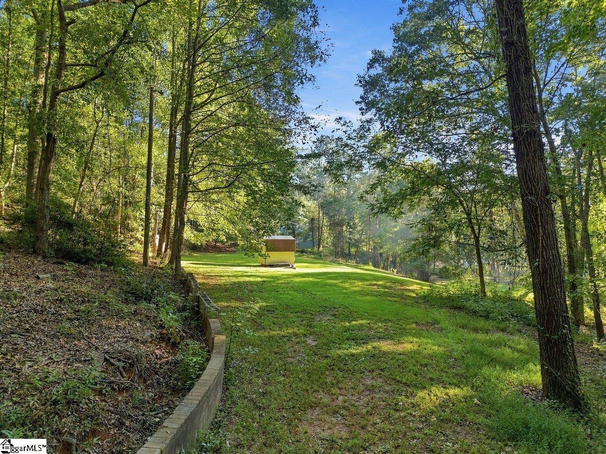 111 Lazy River Lane Property Photo 40