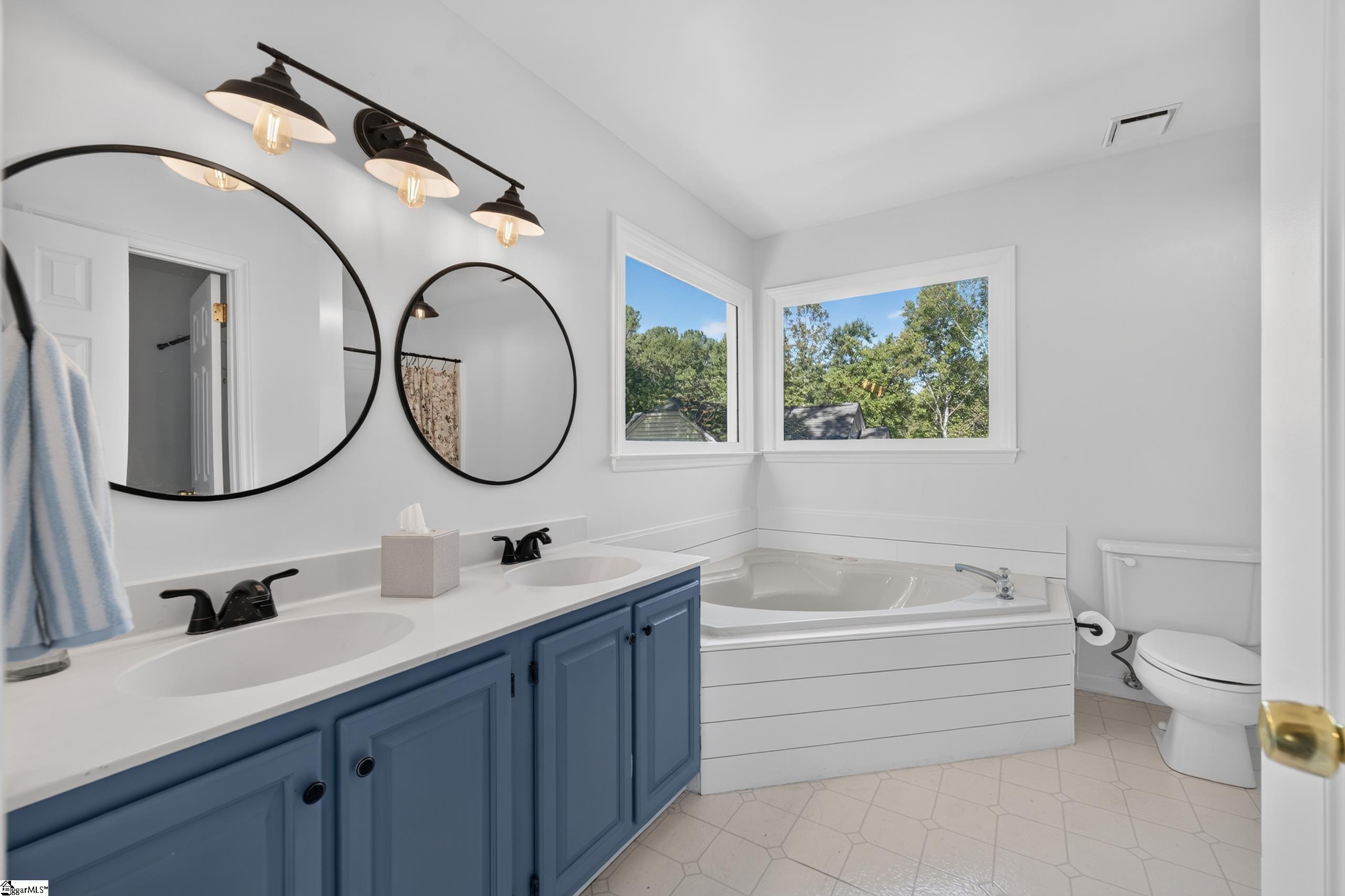 1 Indian Laurel Court Property Photo 15
