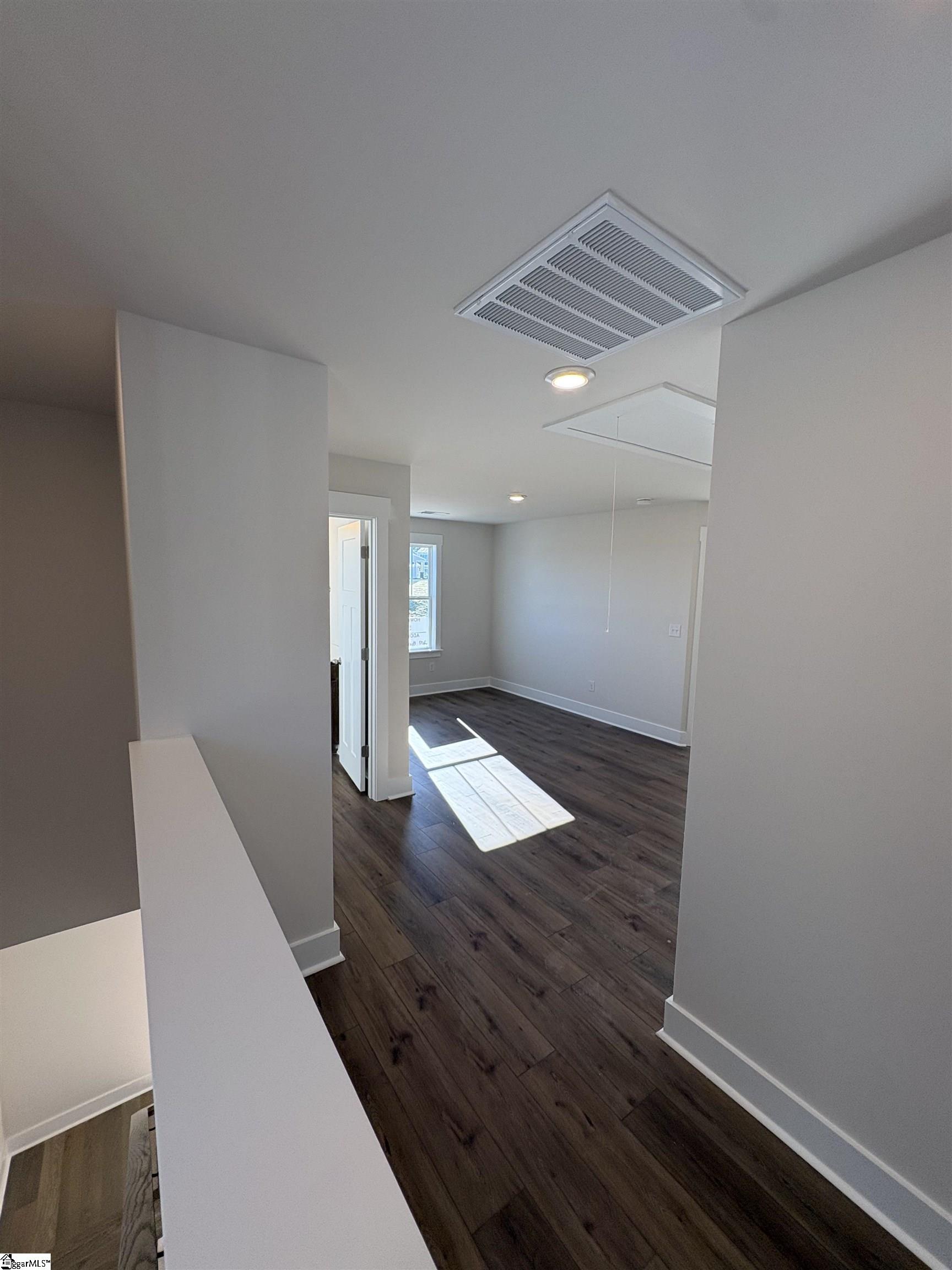 207 Burlywood Street Property Photo 8