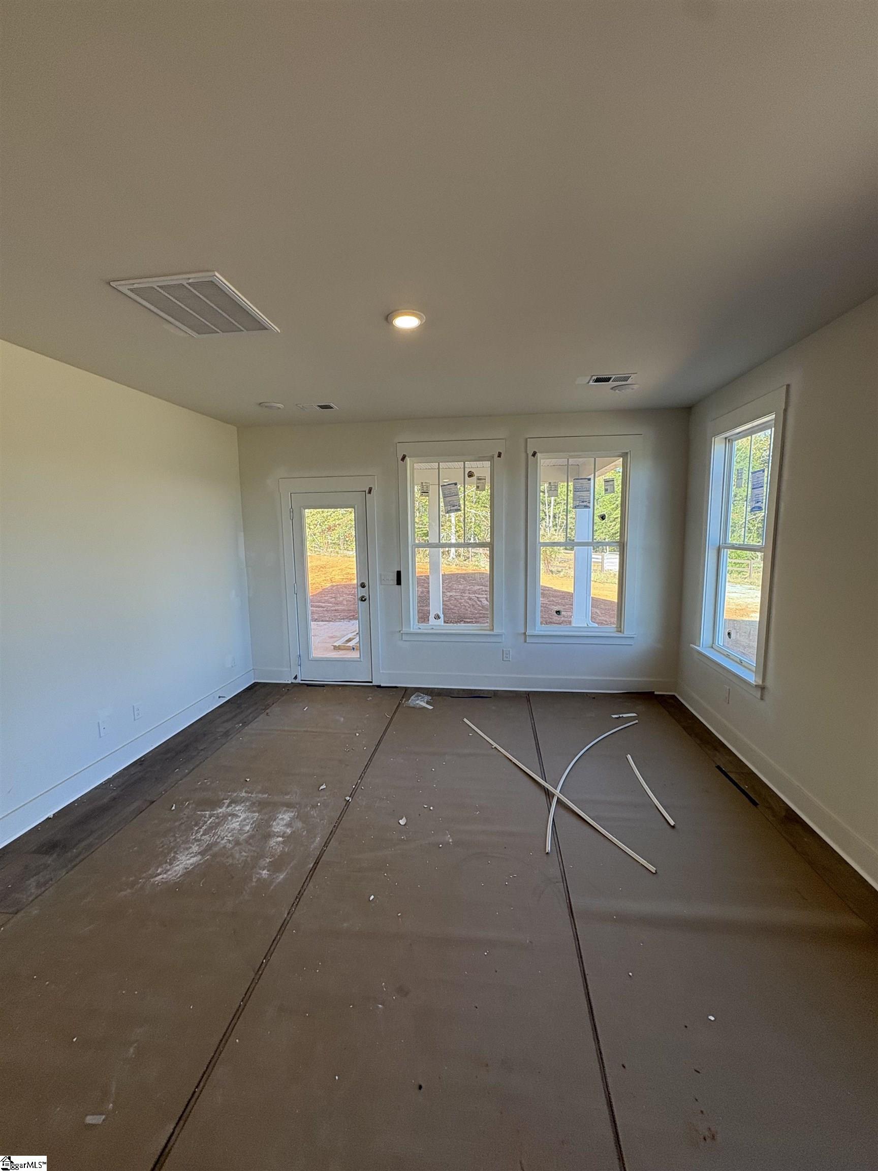 209 Burlywood Street Property Photo 4