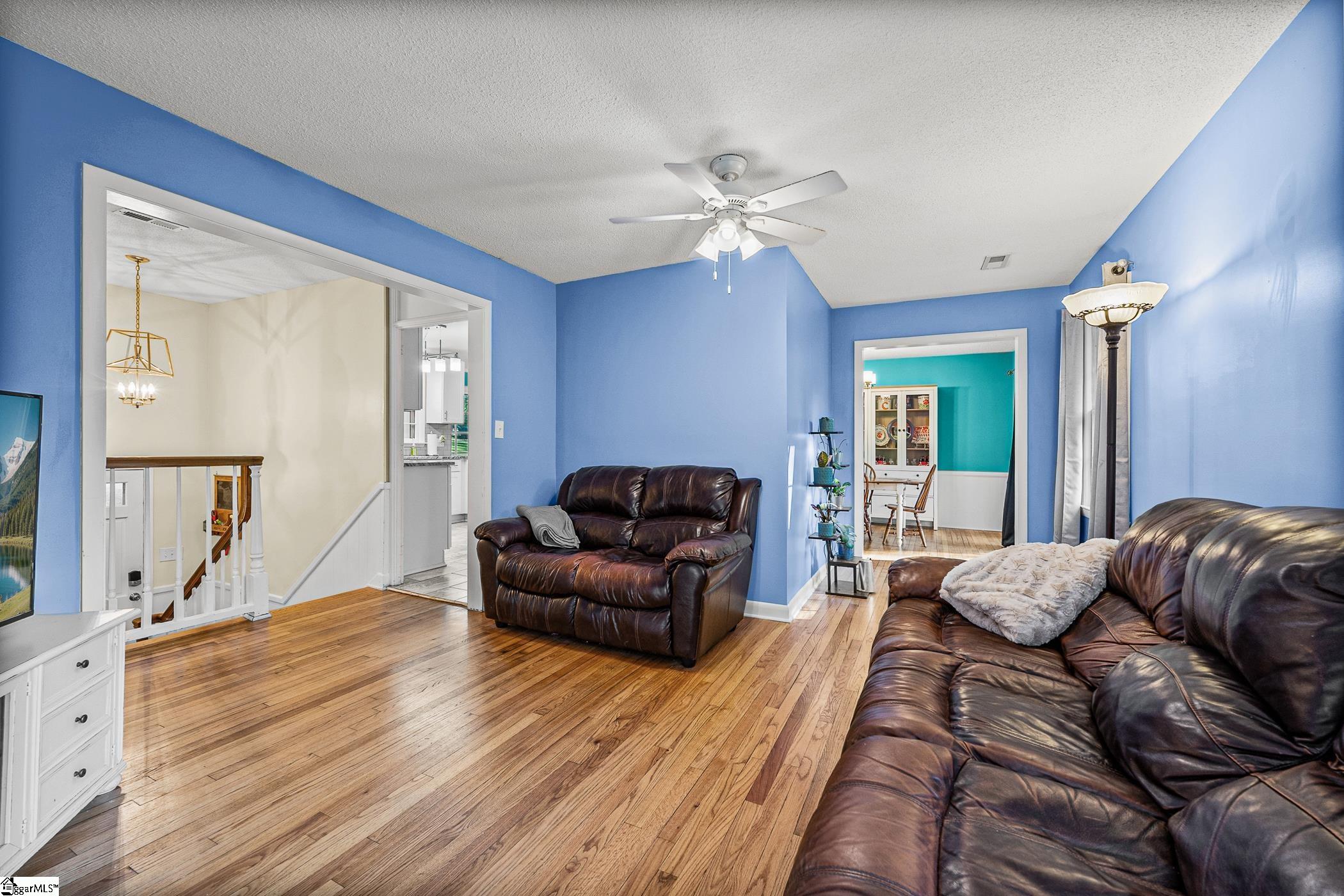 218 Lakewood Drive Property Photo 5