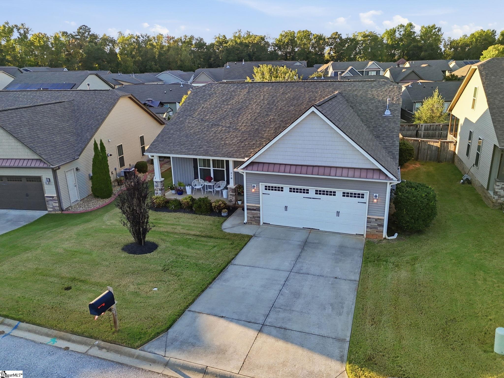 318 Stallion Road Property Photo 5