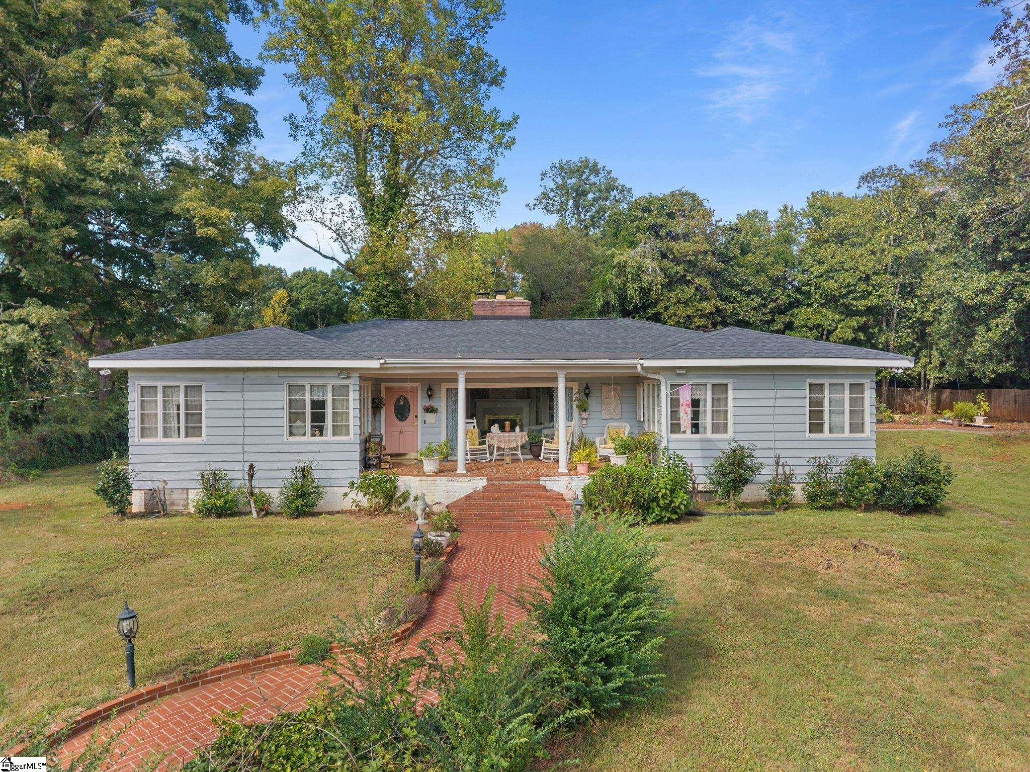 48 Crestline Road Property Photo 1
