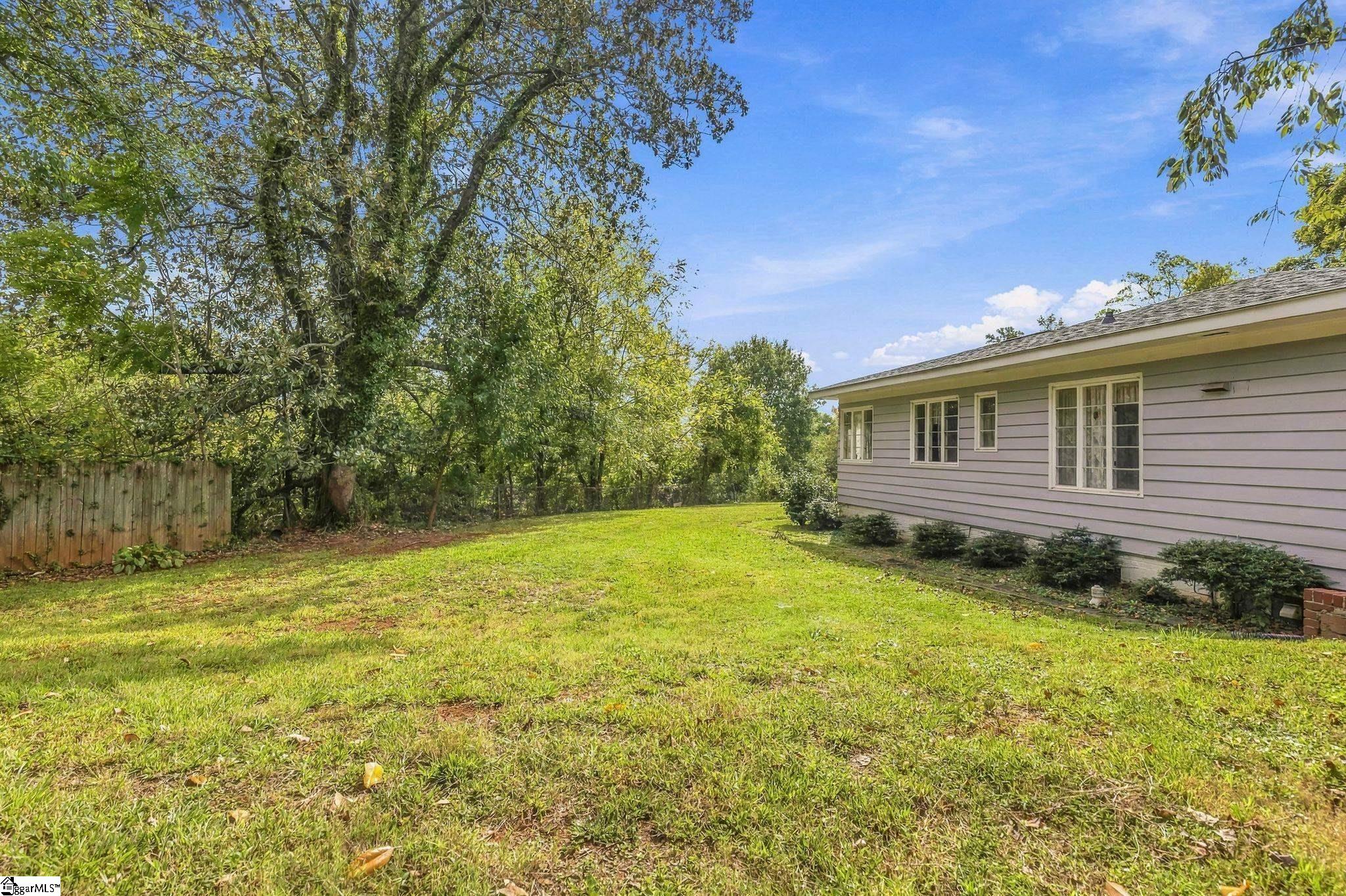 48 Crestline Road Property Photo 44