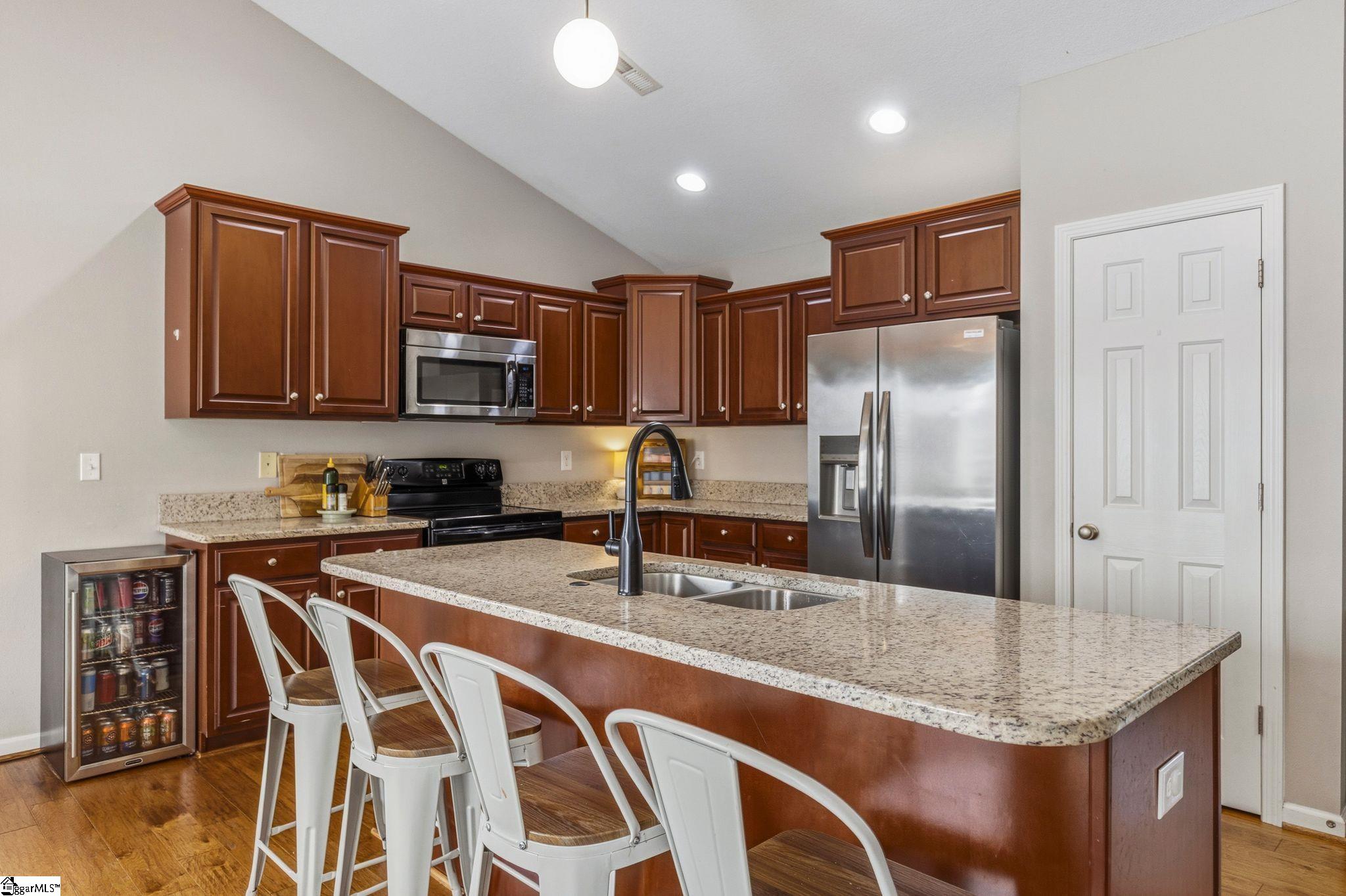 4 Clematis Drive Property Photo 10