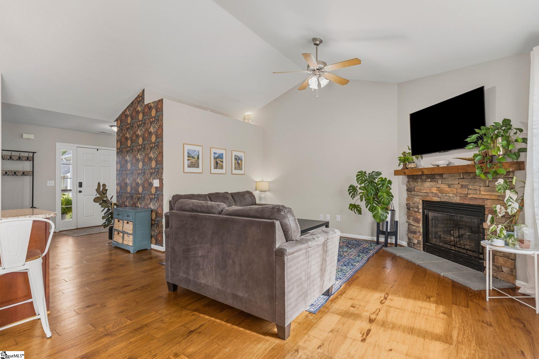 4 Clematis Drive Property Photo 16