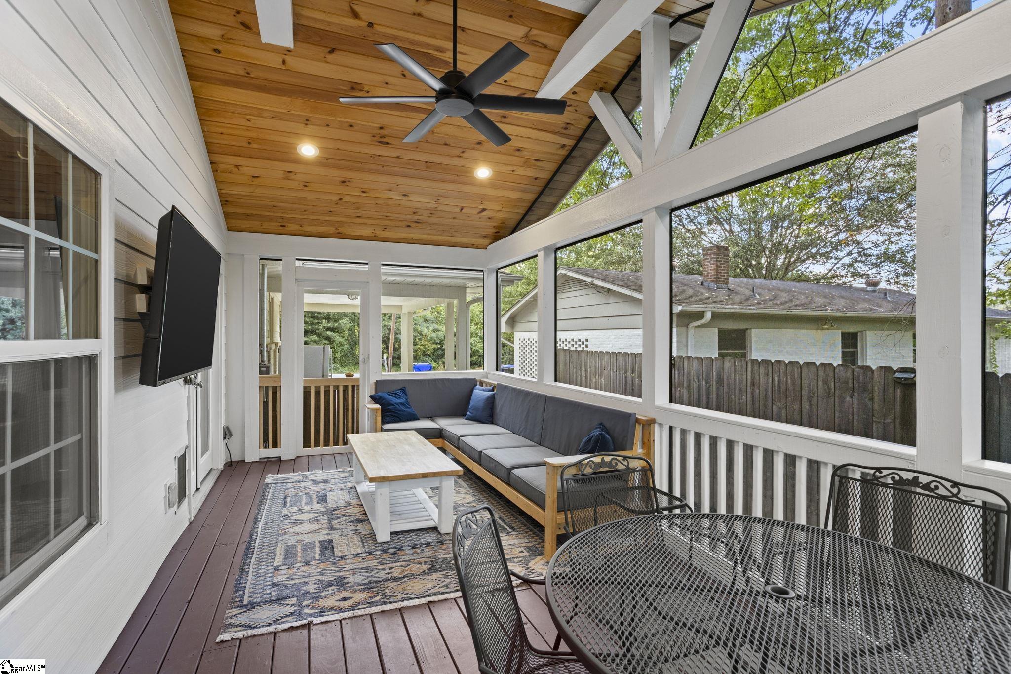 17 Vintage Avenue Property Photo 4
