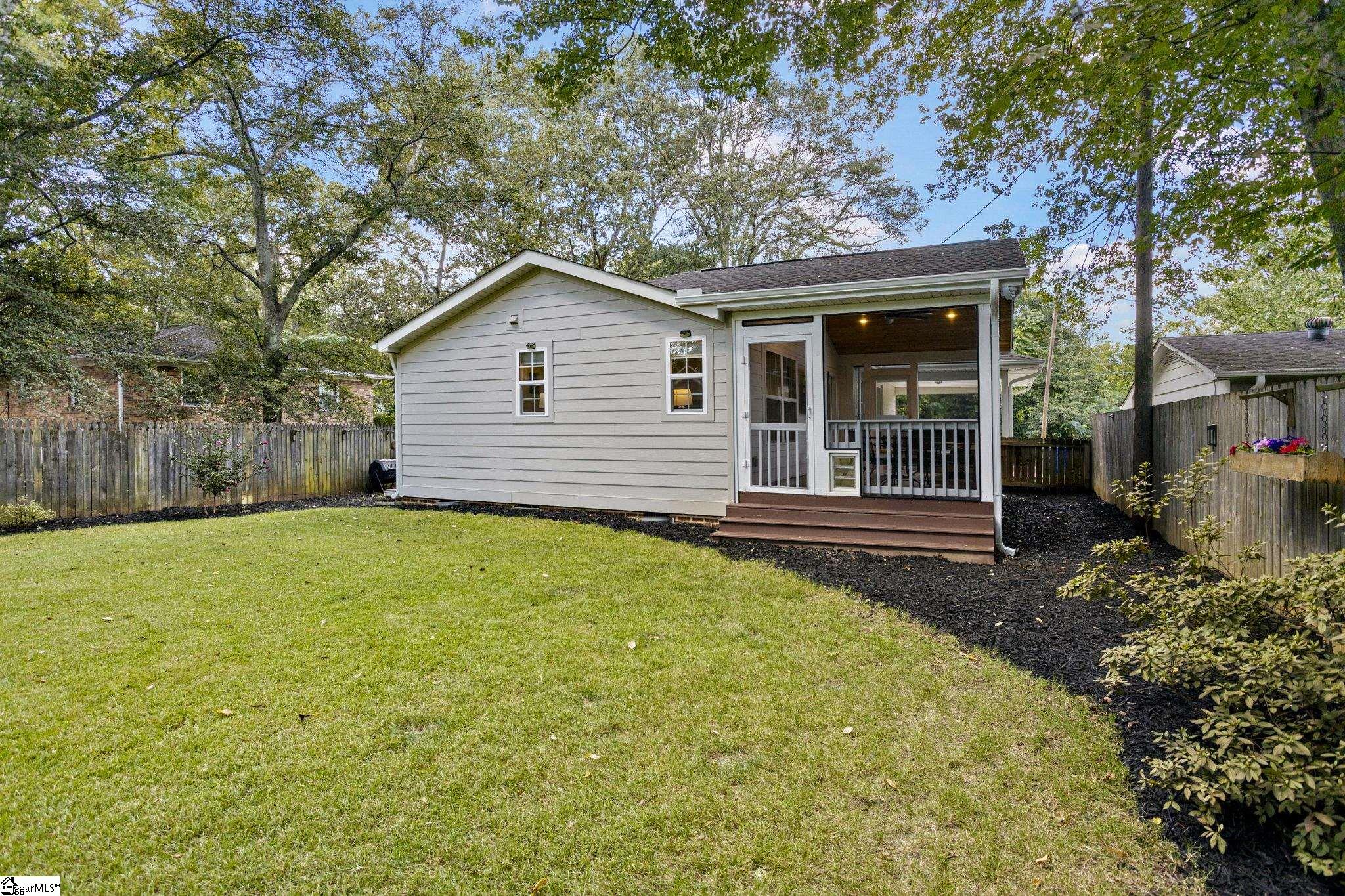17 Vintage Avenue Property Photo 5
