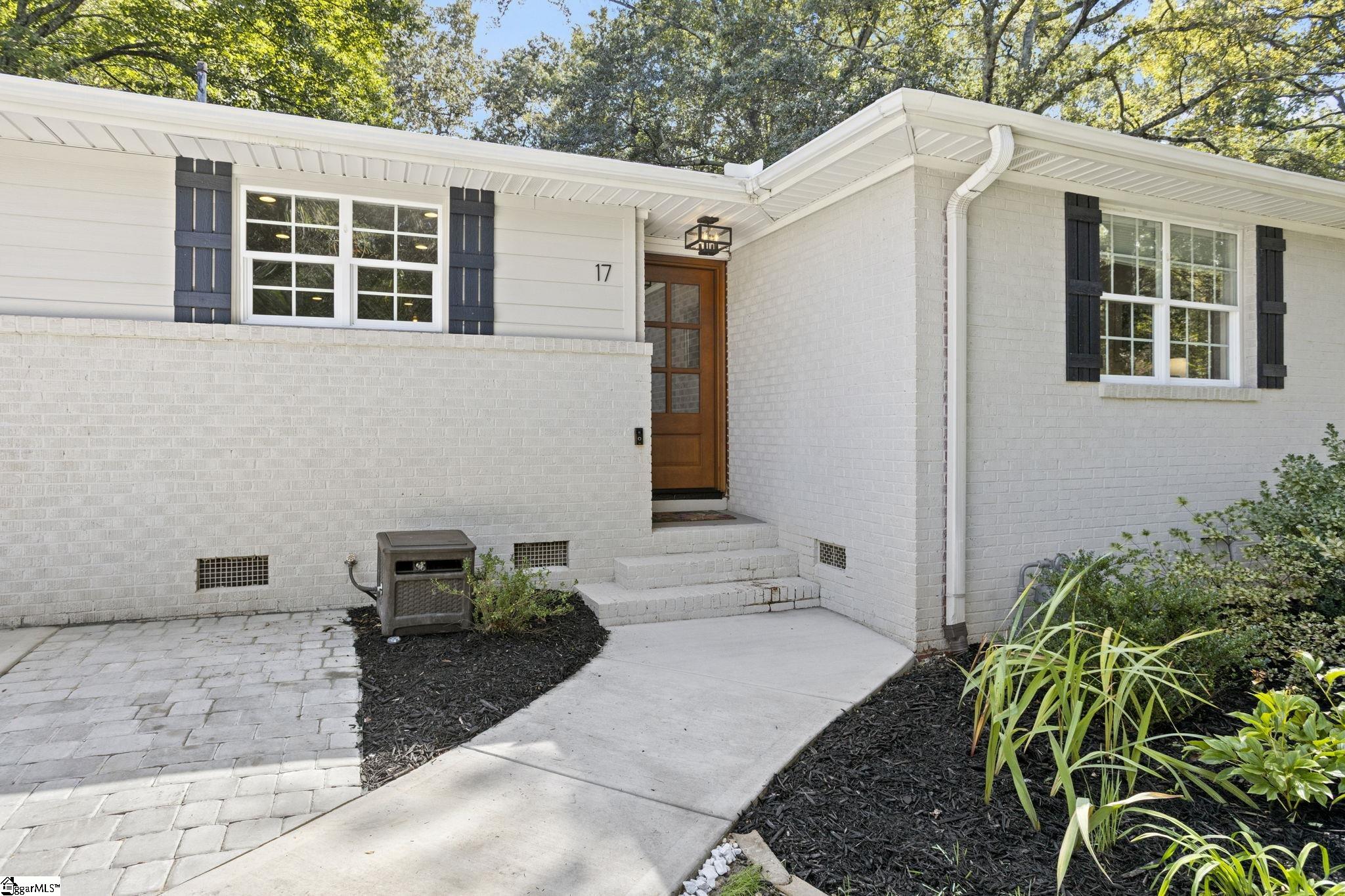 17 Vintage Avenue Property Photo 10