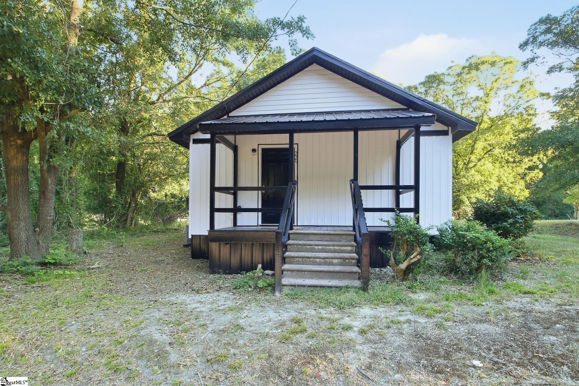 229 Cater Street Property Photo 1