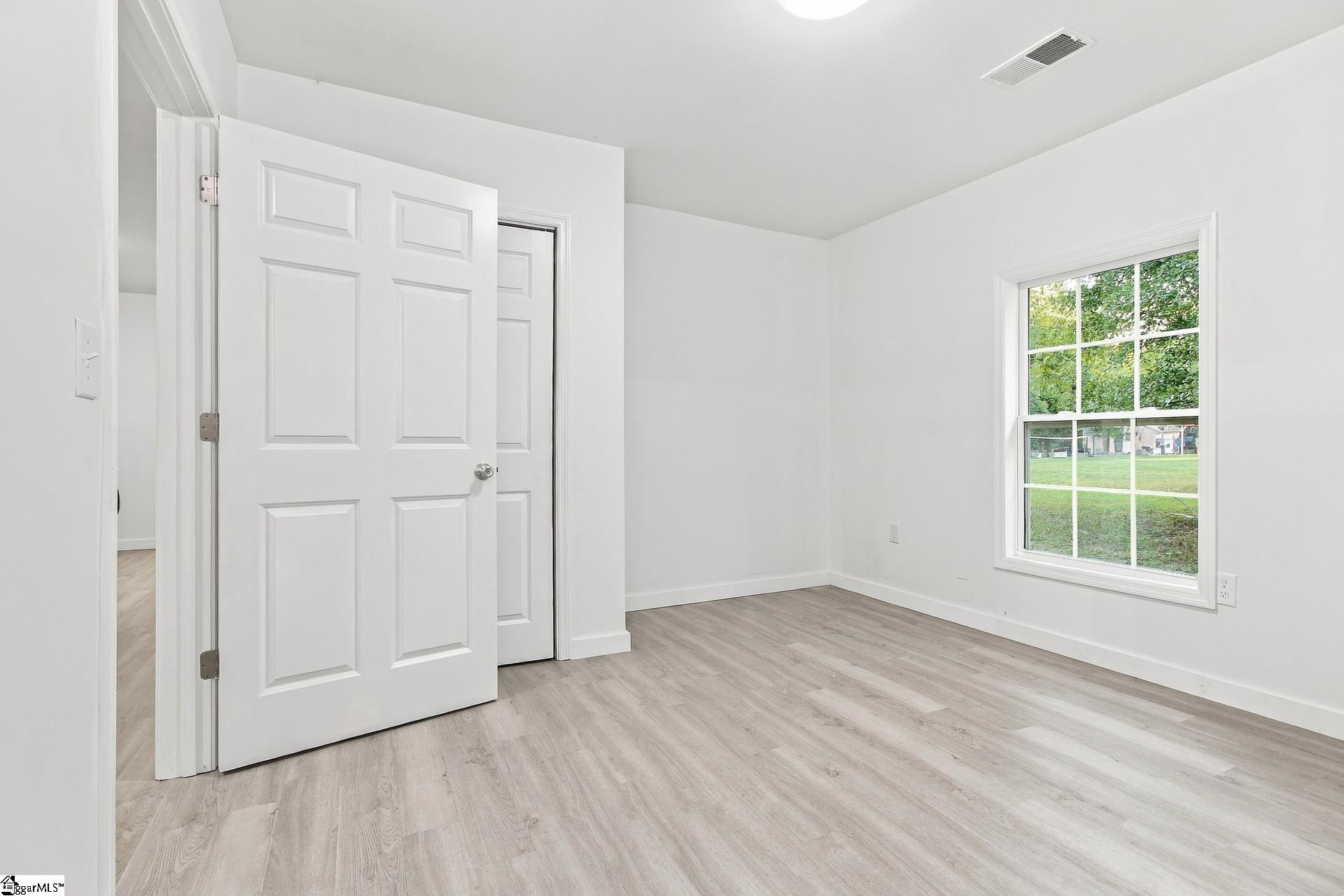 229 Cater Street Property Photo 6
