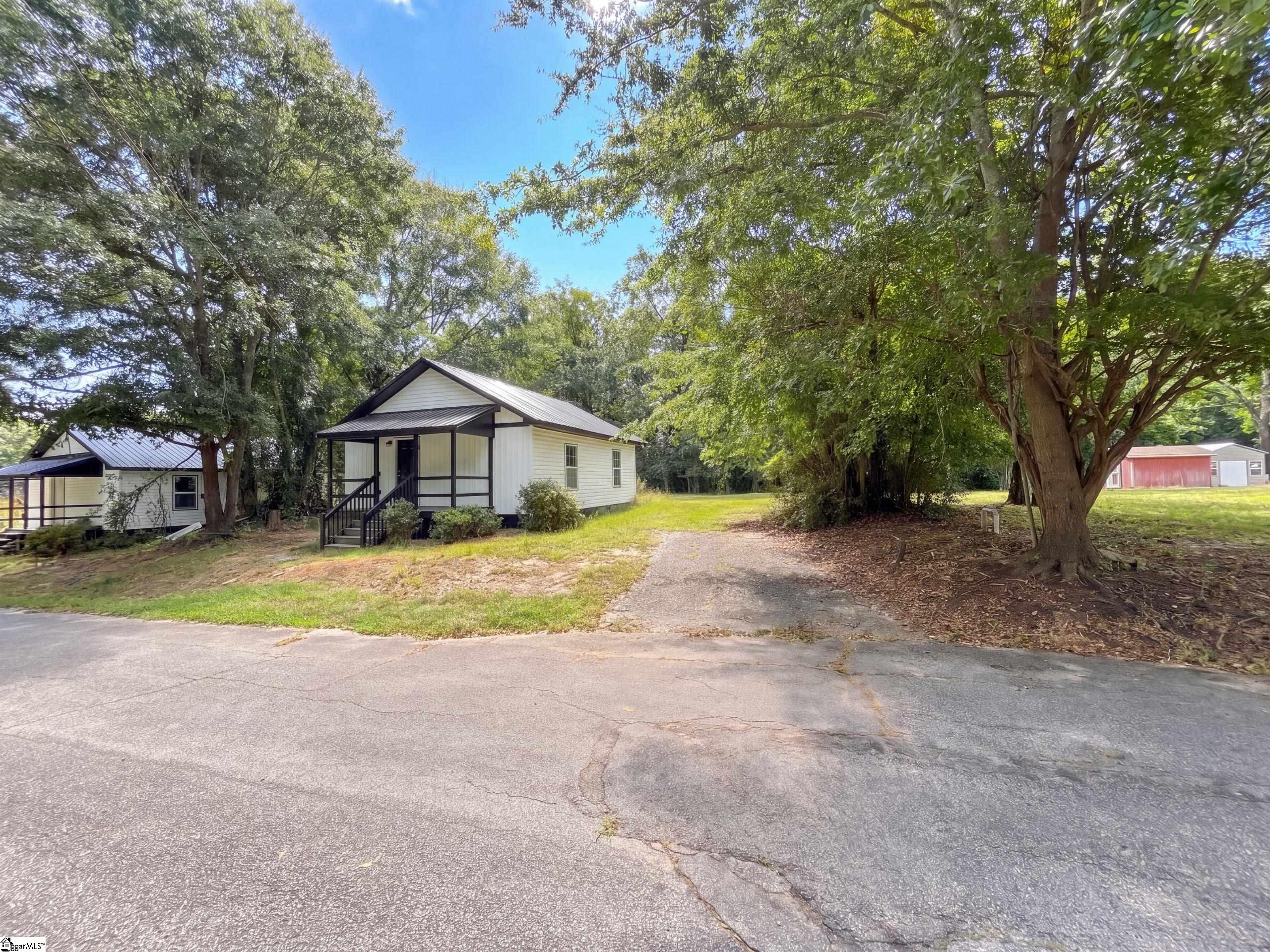 229 Cater Street Property Photo 9