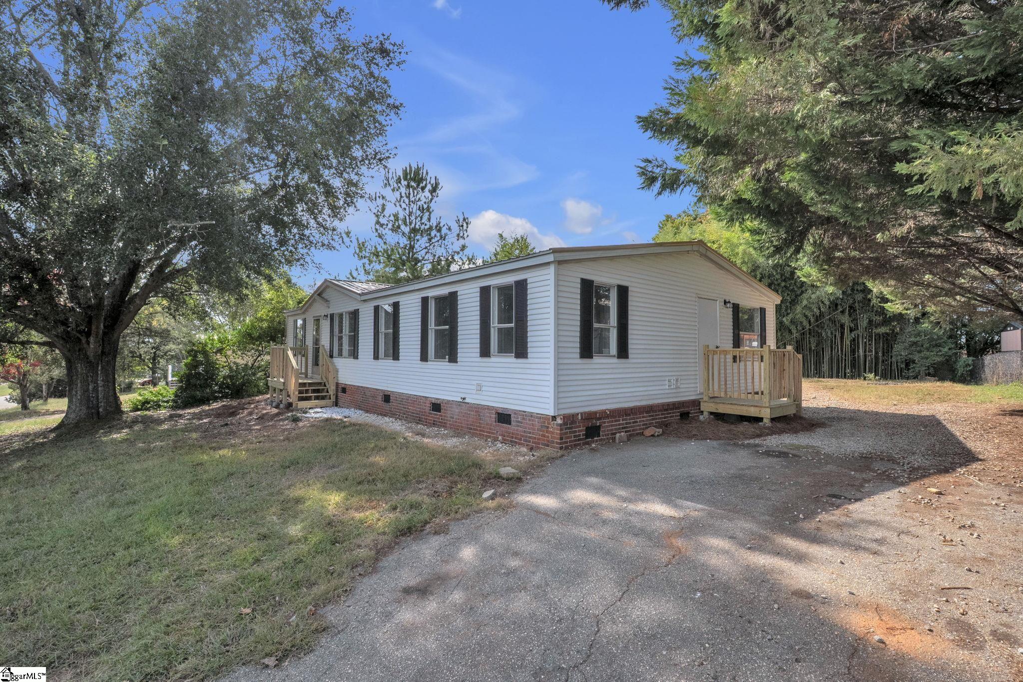 8 Riverbreeze Road Property Photo 25