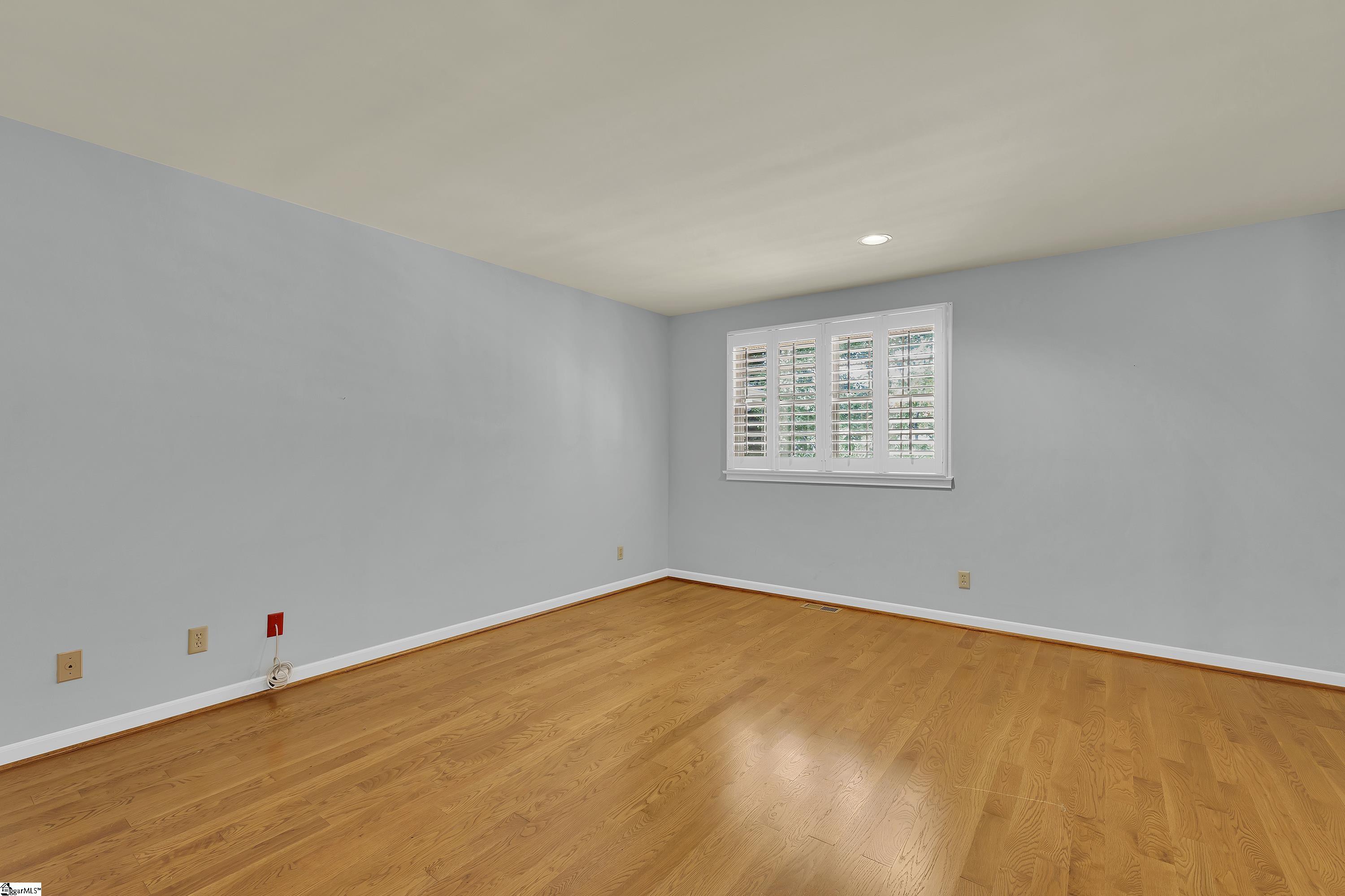 321 Mockingbird Hill Property Photo 14