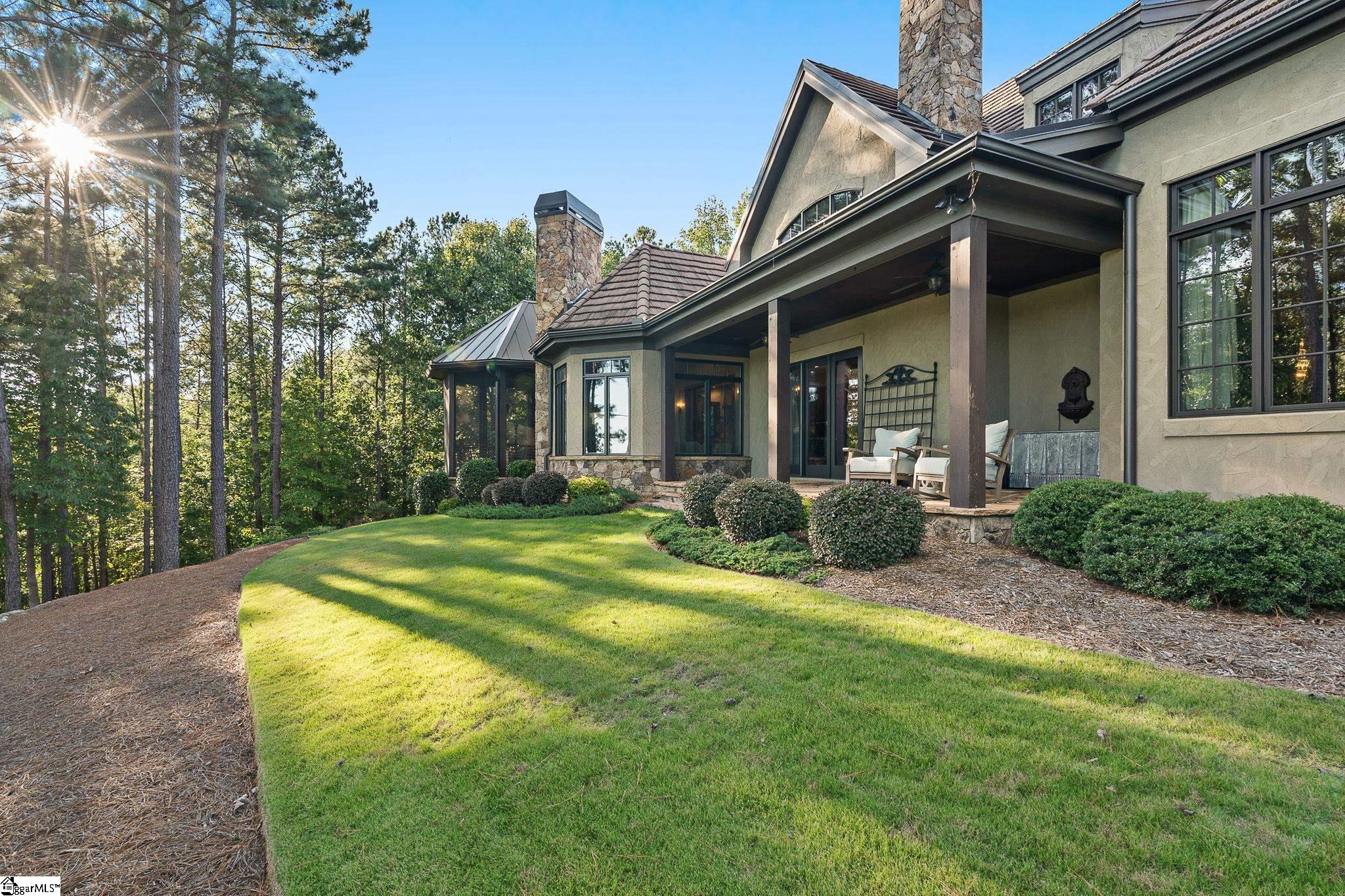 124 Golden Bear Drive Property Photo 4
