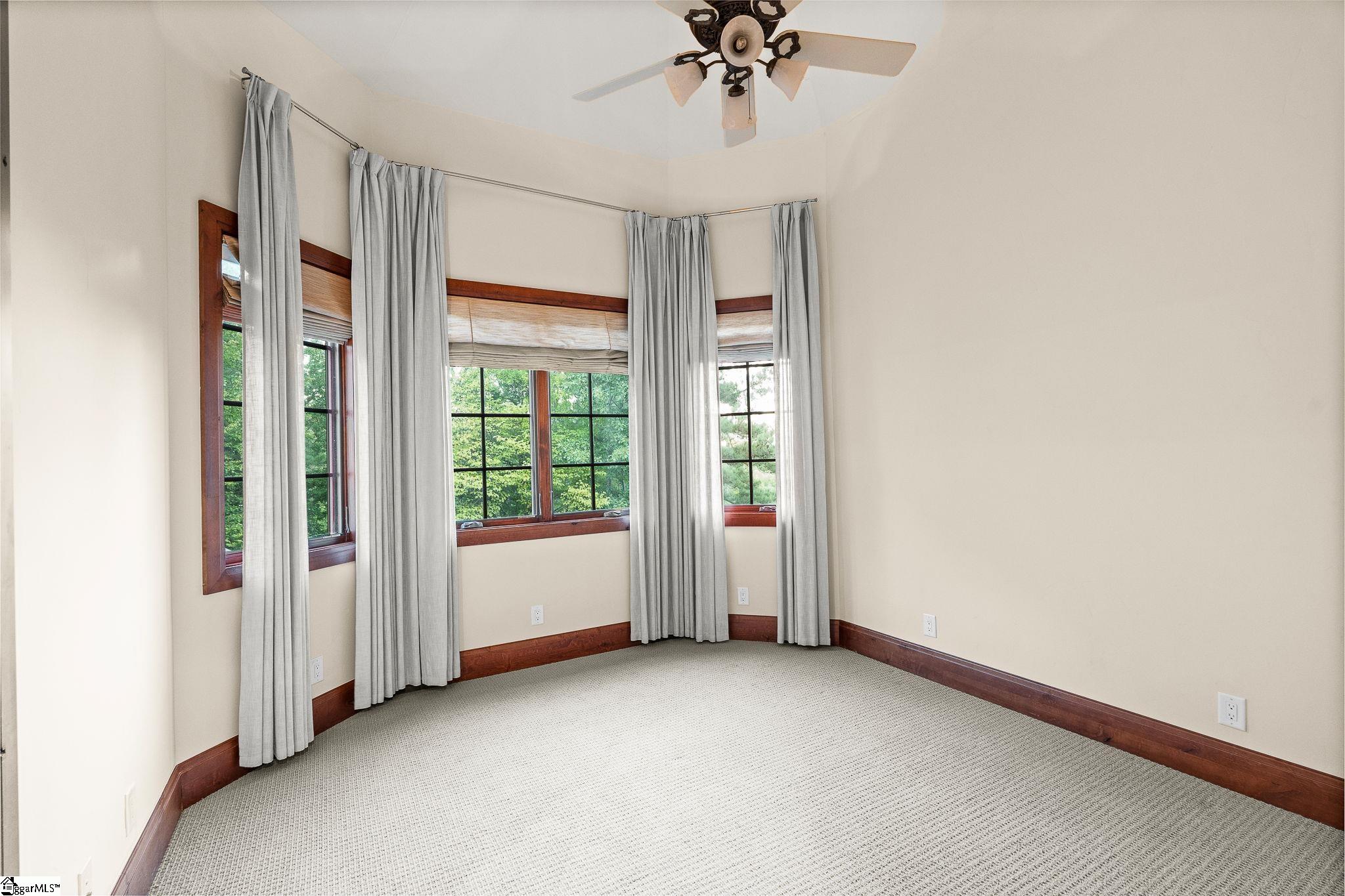 124 Golden Bear Drive Property Photo 36