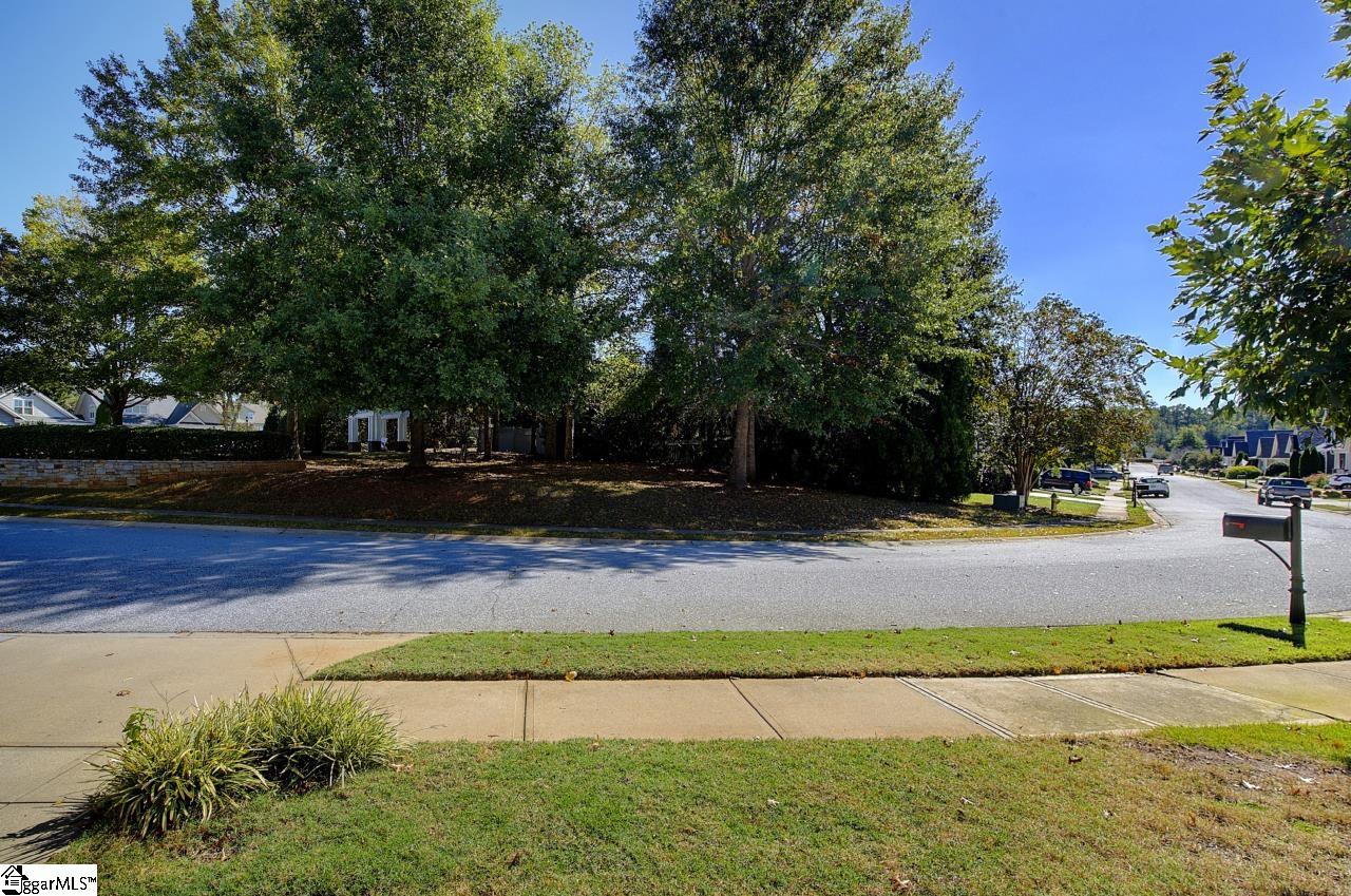 8 Palladio Drive Property Photo 5