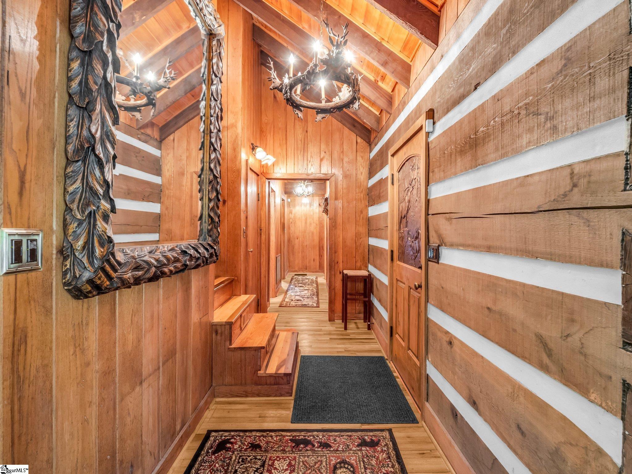 980 Mountain Forest Drive Property Photo 11
