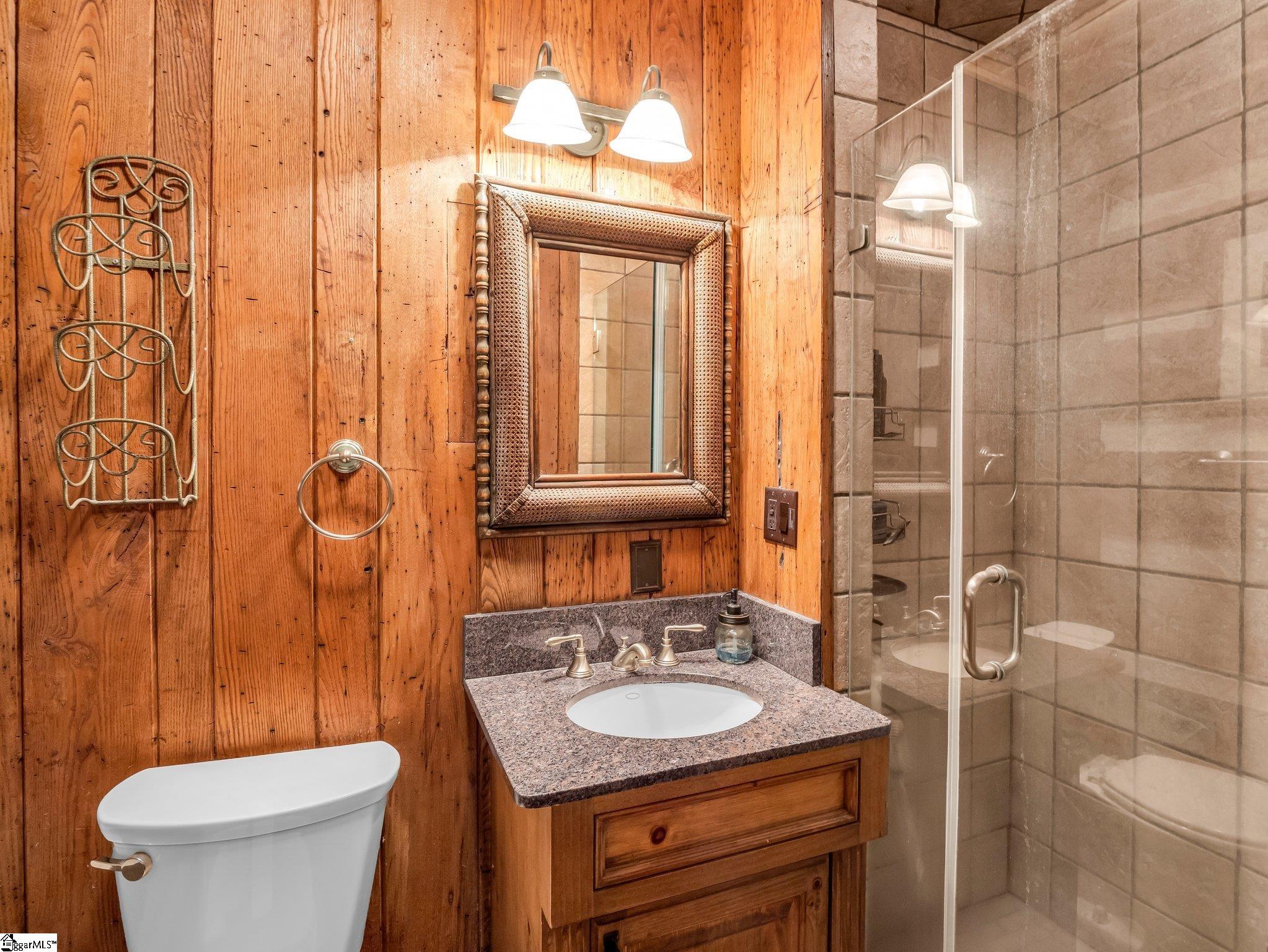 980 Mountain Forest Drive Property Photo 14