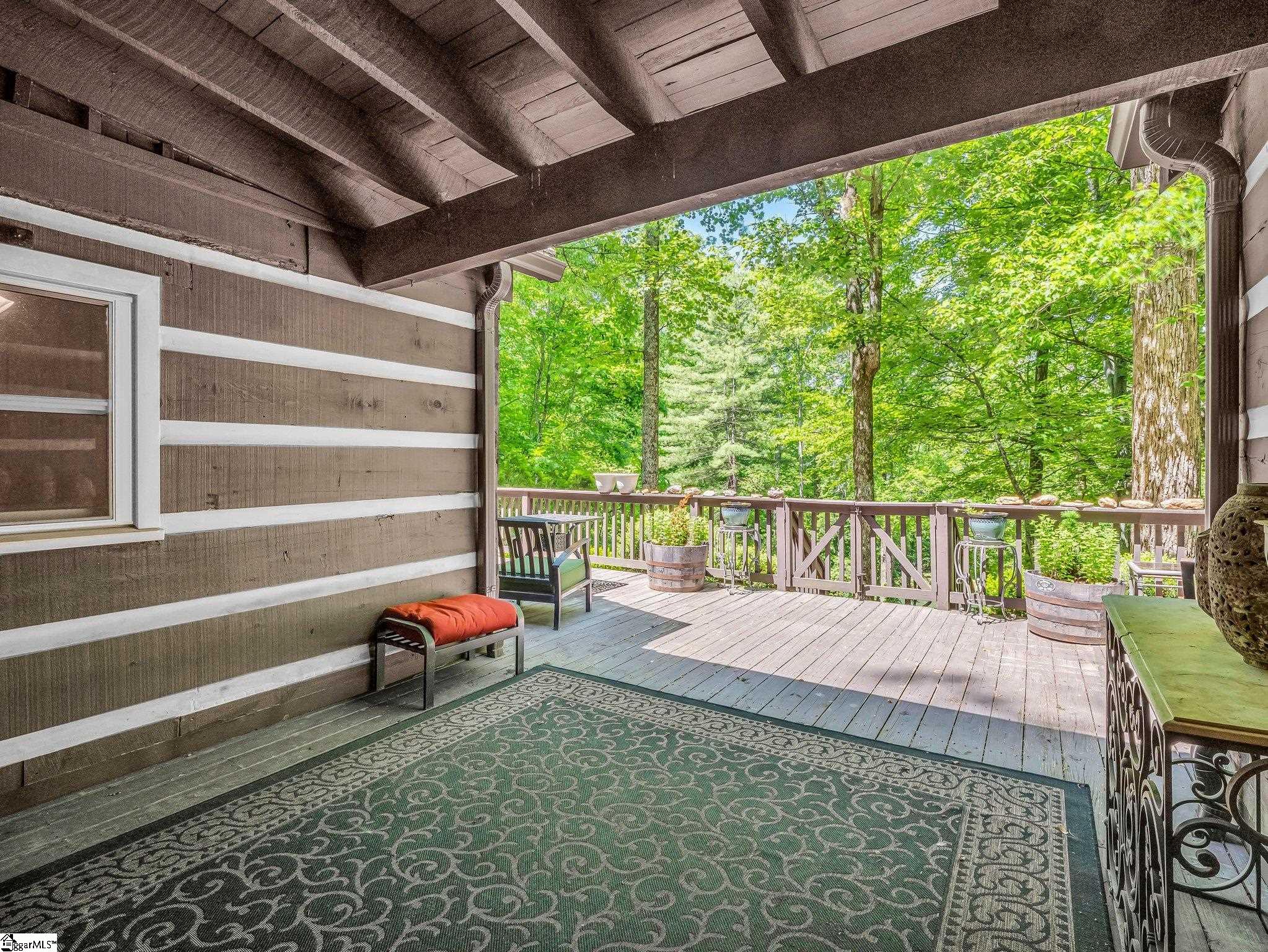 980 Mountain Forest Drive Property Photo 35