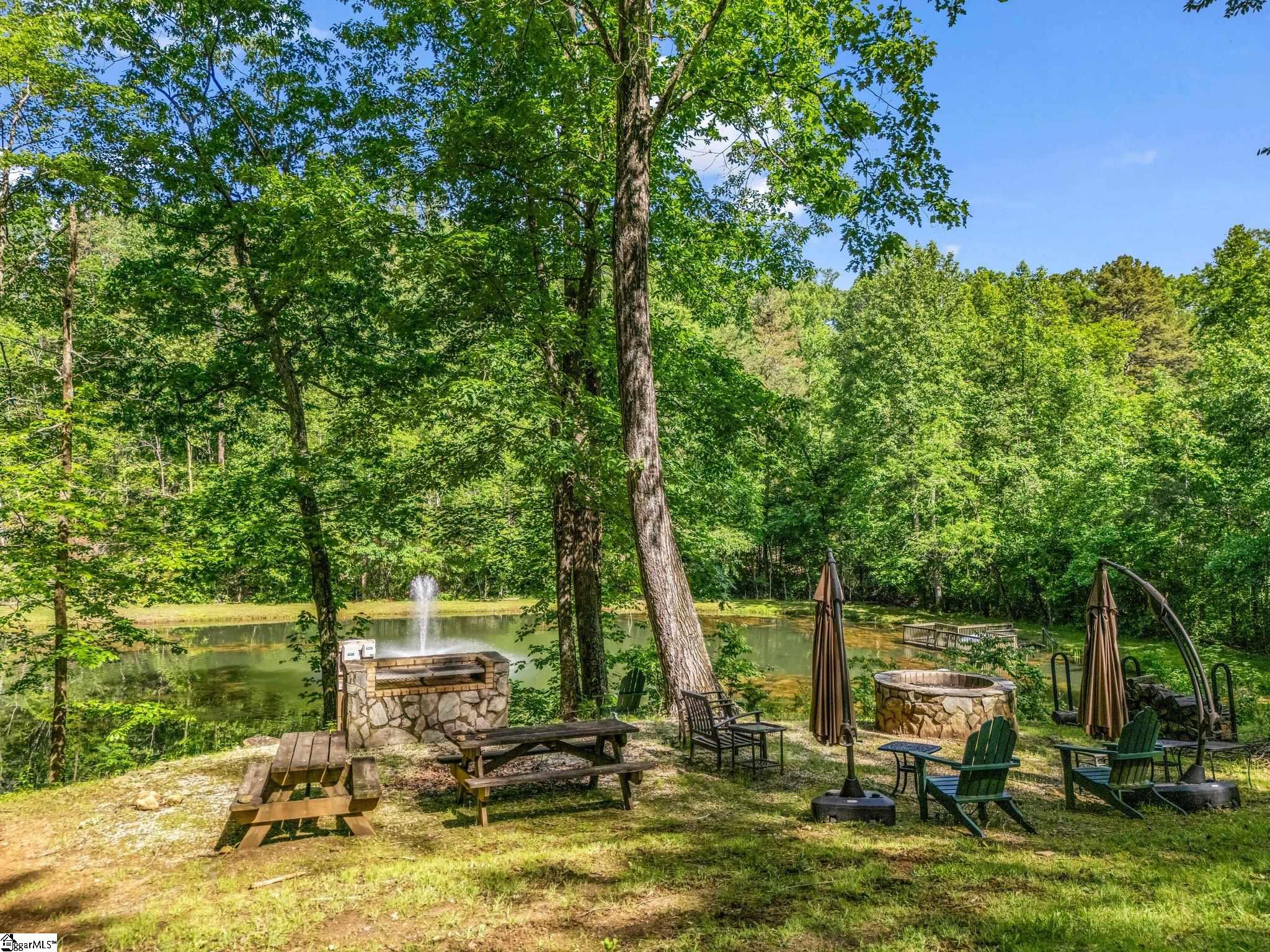 980 Mountain Forest Drive Property Photo 37