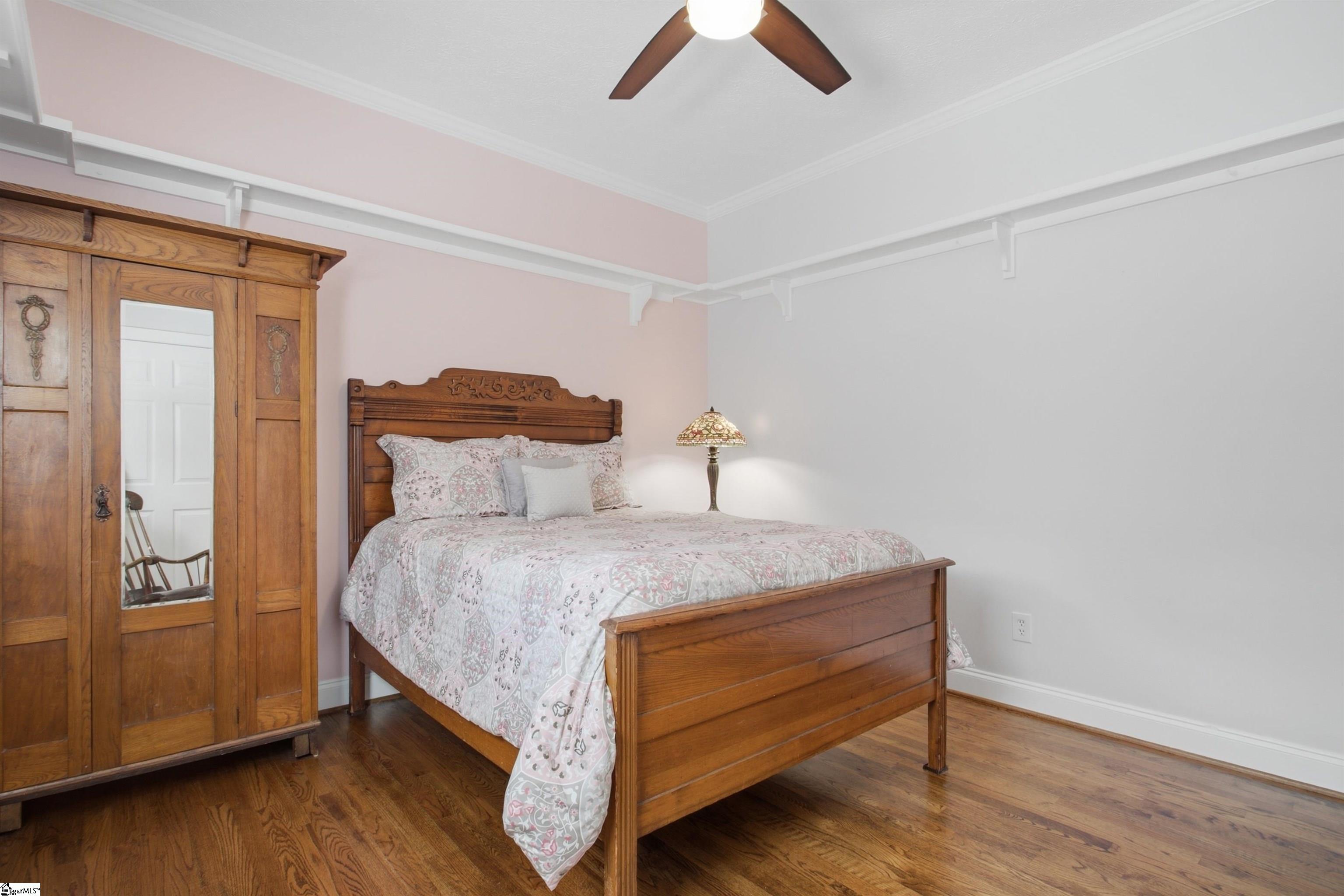 102 Lockwood Avenue Property Photo 32